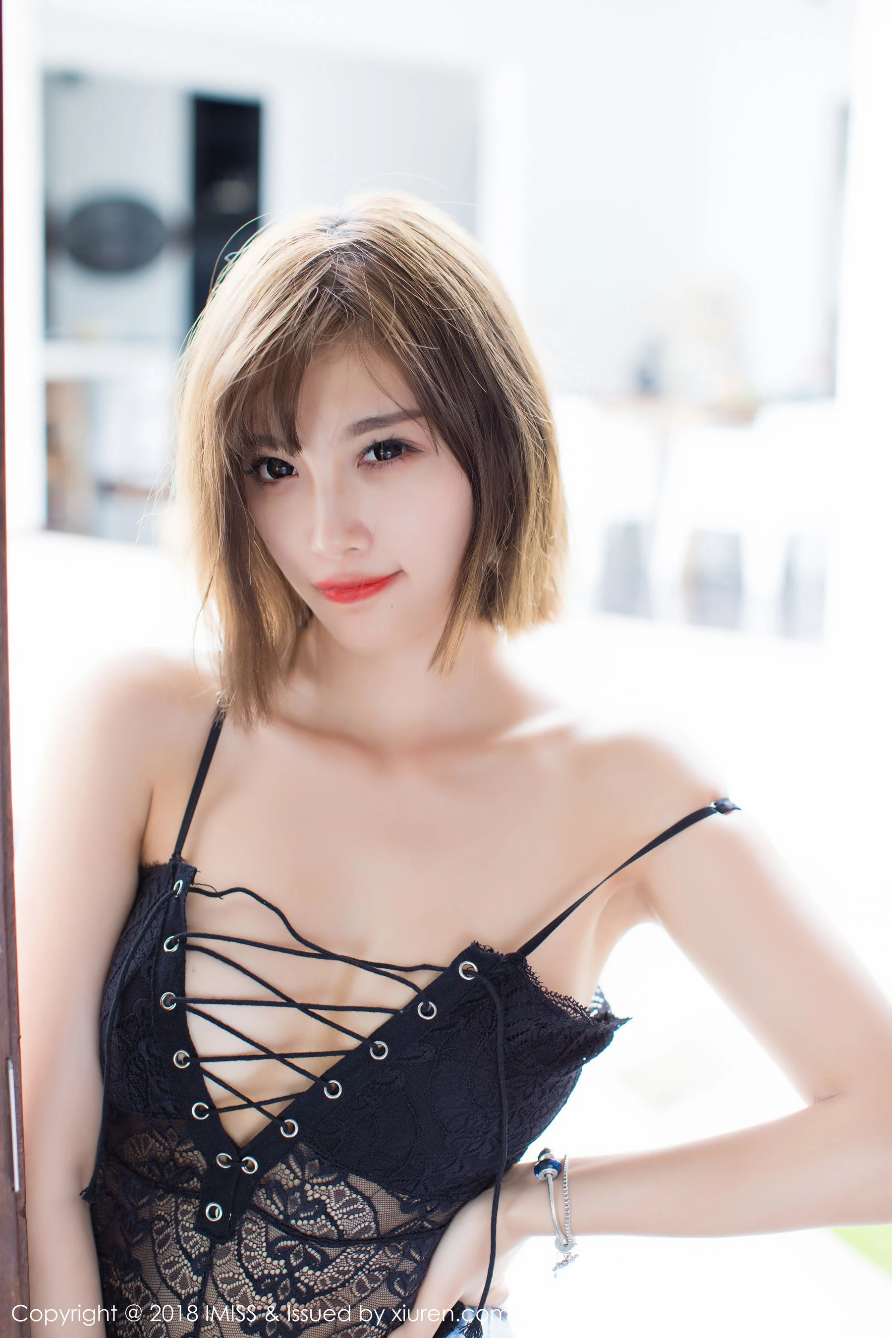 杨晨晨sugar《性感的牛仔短裤勾勒出美臀诱惑》 爱蜜社IMiss Vol.228