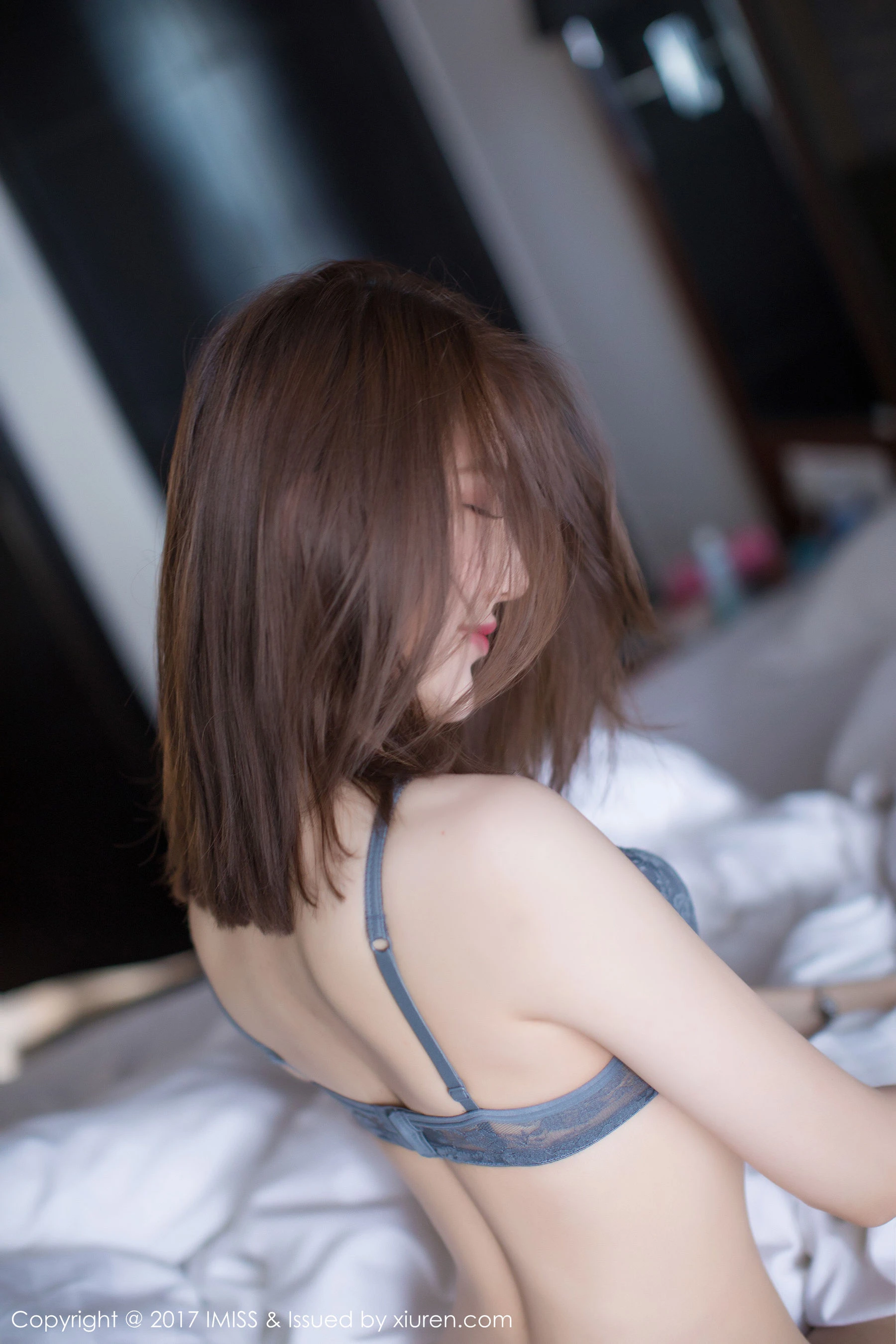 刘奕宁Lynn《蕾丝内衣+性感肚兜》 爱蜜社IMiss Vol.186