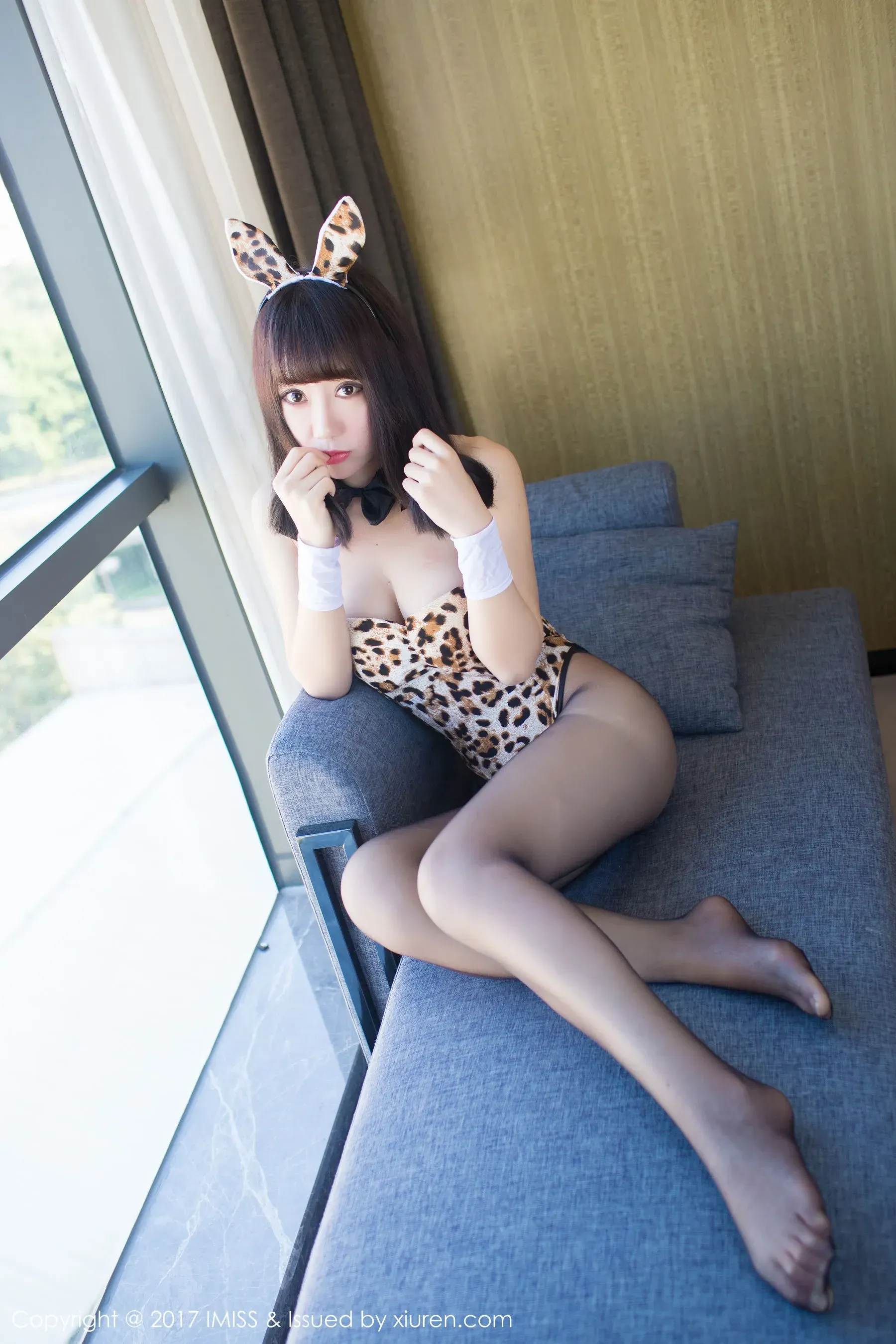 夏笑笑Summer《黑丝豹纹兔女郎+粉嫩内衣》 爱蜜社 Vol.145