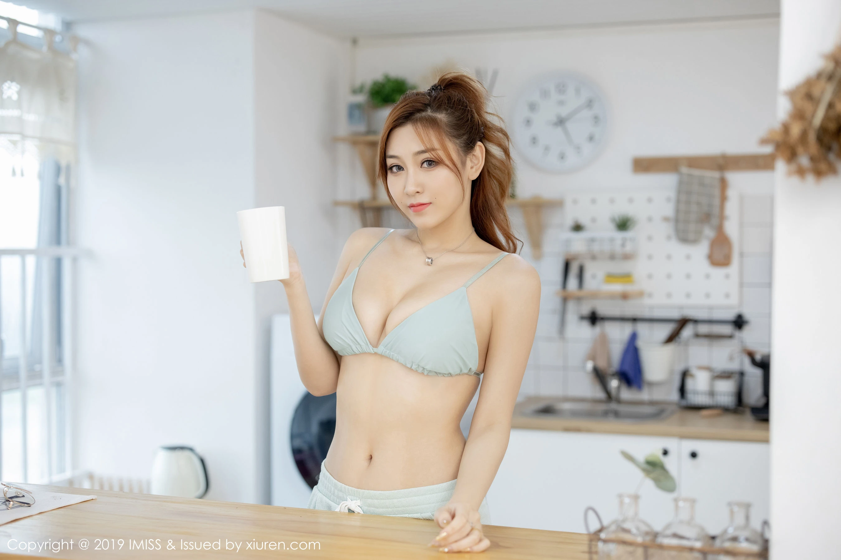 爱蜜社IMiss Vol.372 莉娜lena