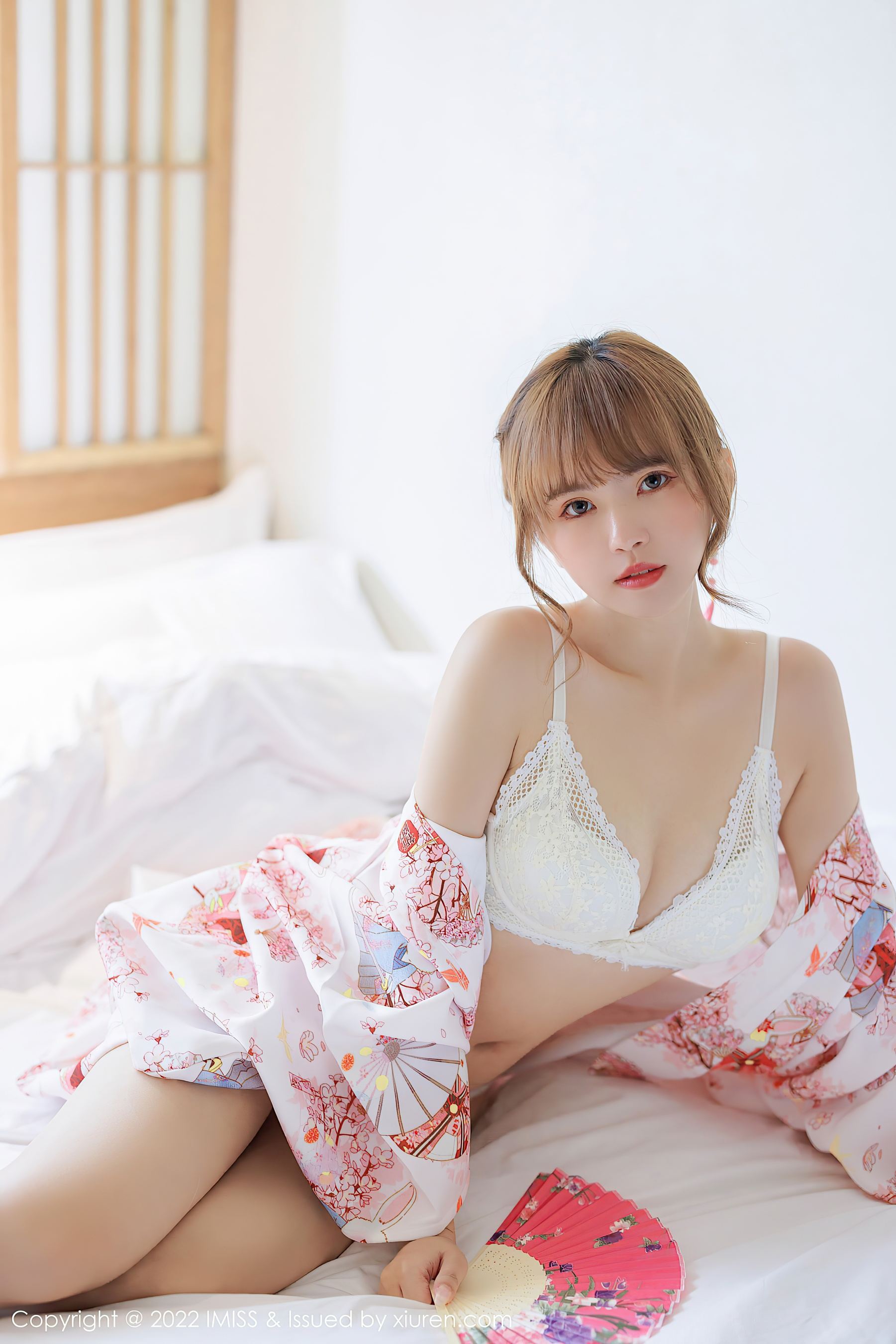 爱蜜社 VOL.676 张思允Nice 蕾丝内衣美胸写真
