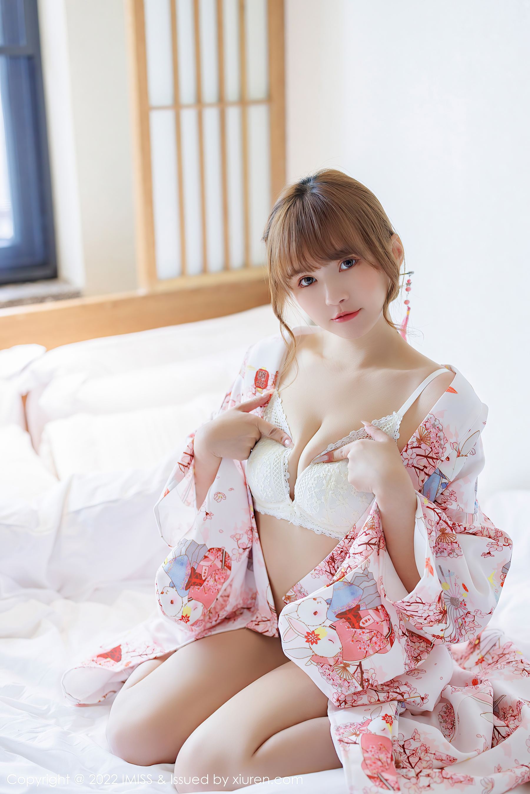 爱蜜社 VOL.676 张思允Nice 蕾丝内衣美胸写真