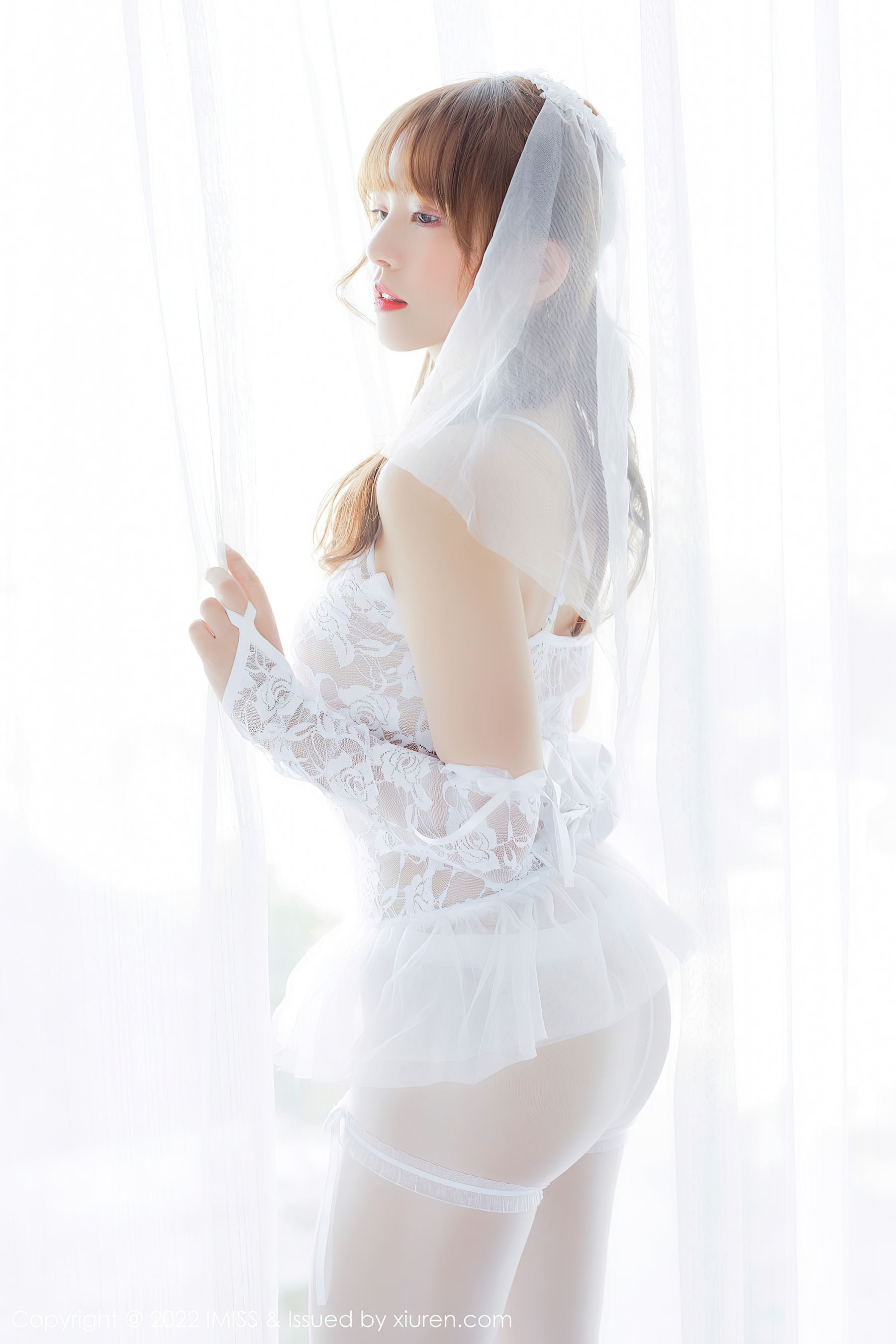 爱蜜社 VOL.674 张思允Nice 婚纱丝袜