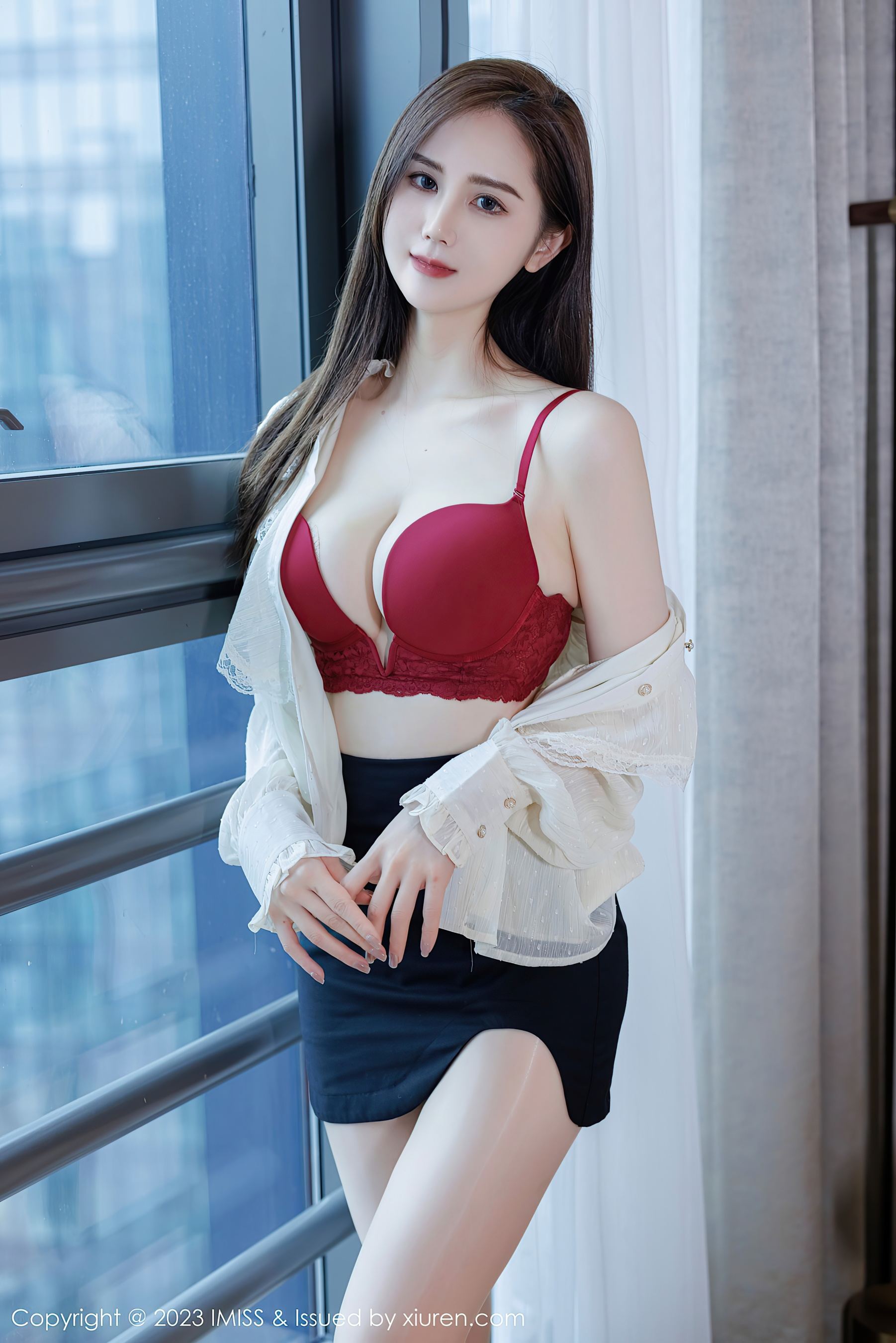 爱蜜社 VOL.722 SISY思 短裙丝袜