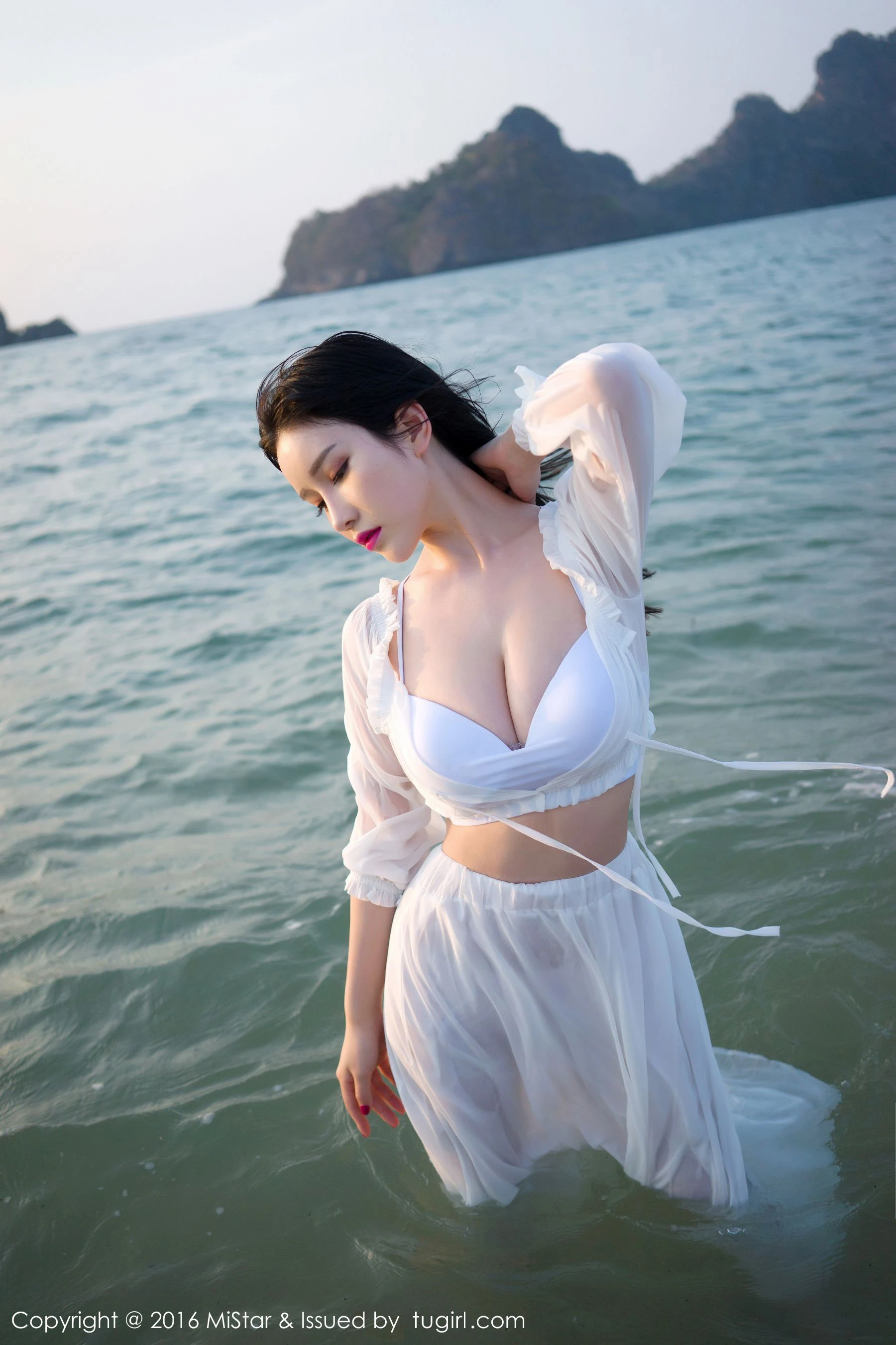 于姬Una《兰卡威旅拍》海滩长裙+泳装 魅妍社 Vol.106