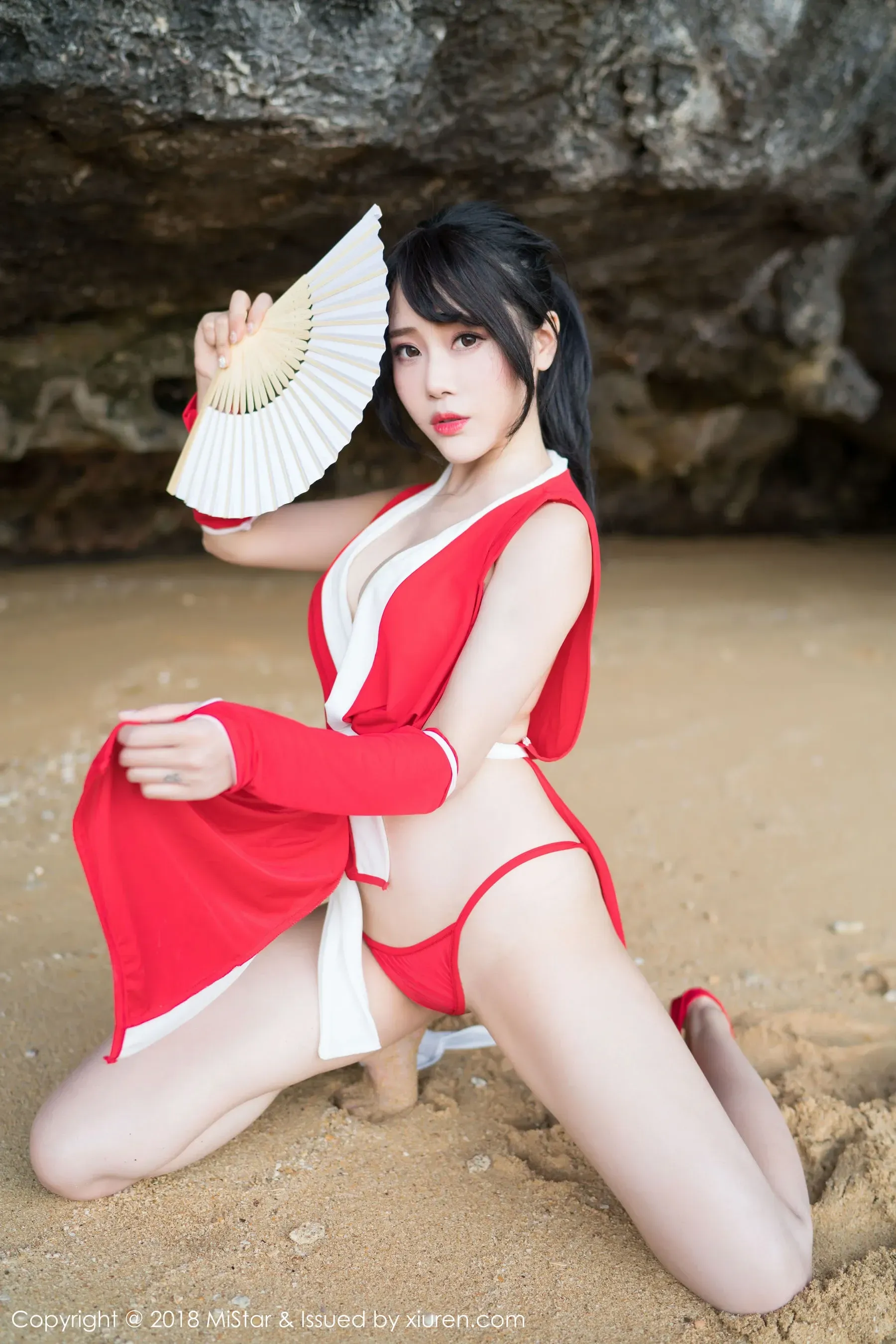 兜豆靓Youlina《外拍COS不知火舞与DVA》 魅妍社 VOL.215
