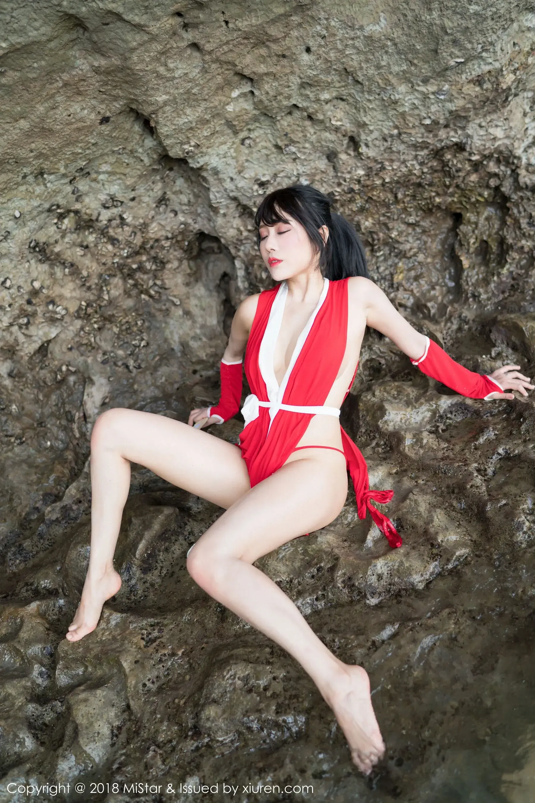兜豆靓Youlina《外拍COS不知火舞与DVA》 魅妍社 VOL.215