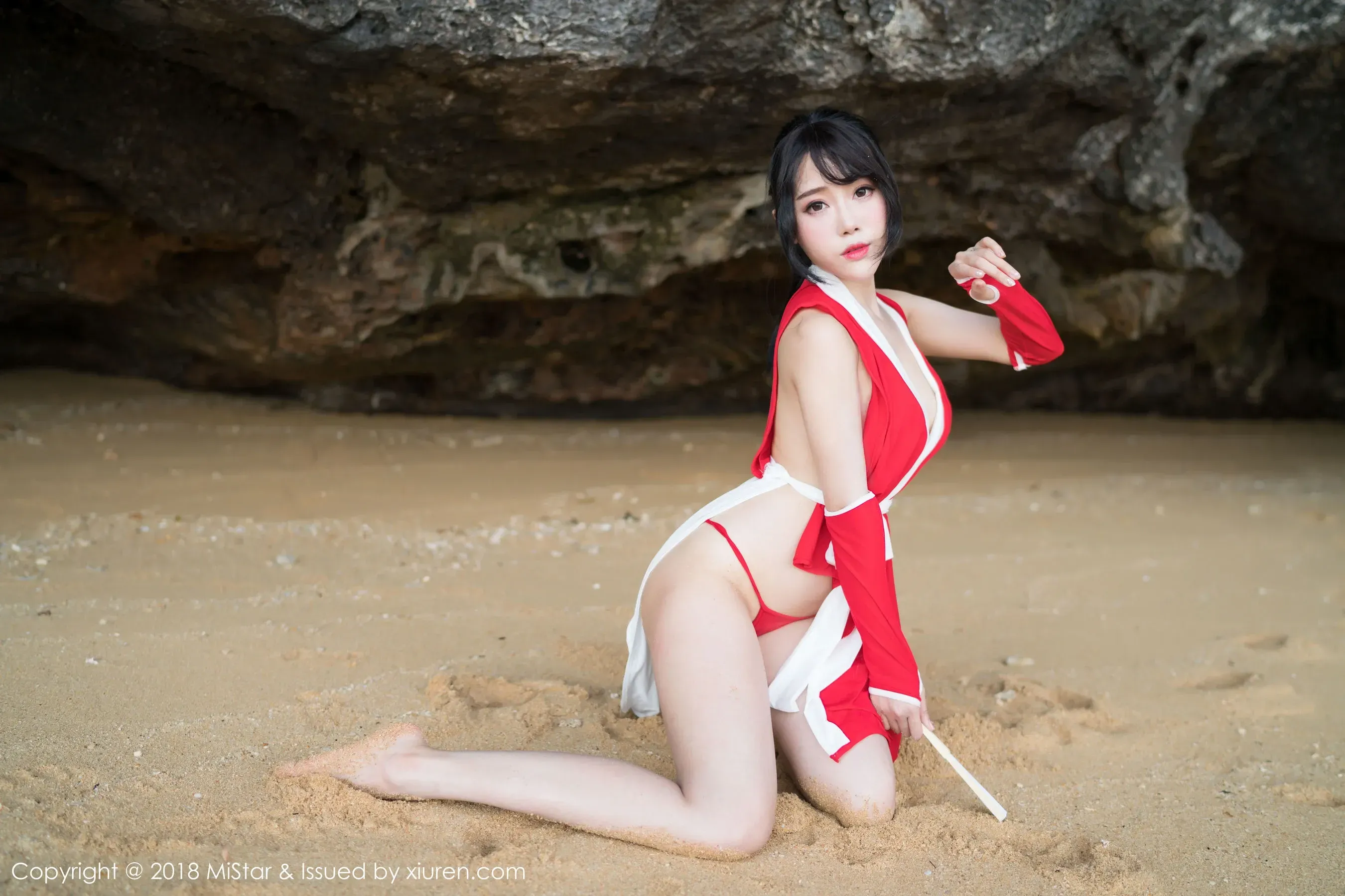 兜豆靓Youlina《外拍COS不知火舞与DVA》 魅妍社 VOL.215