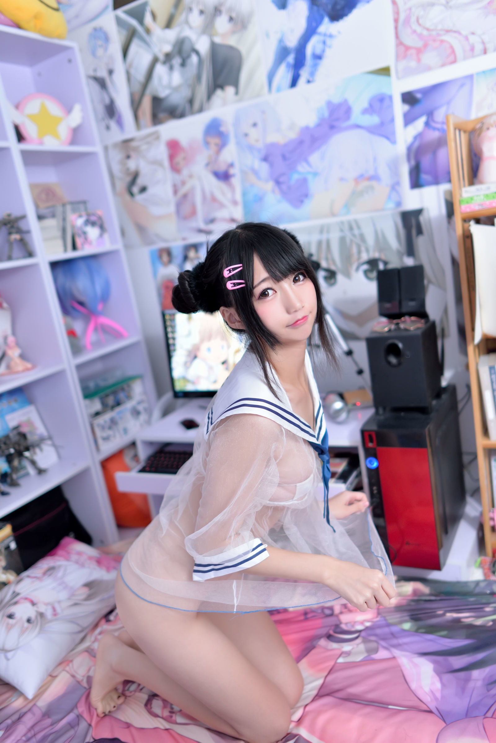 [萝莉COS] Nagesa魔物女本 透视水手服+丁字裤 [35P]
