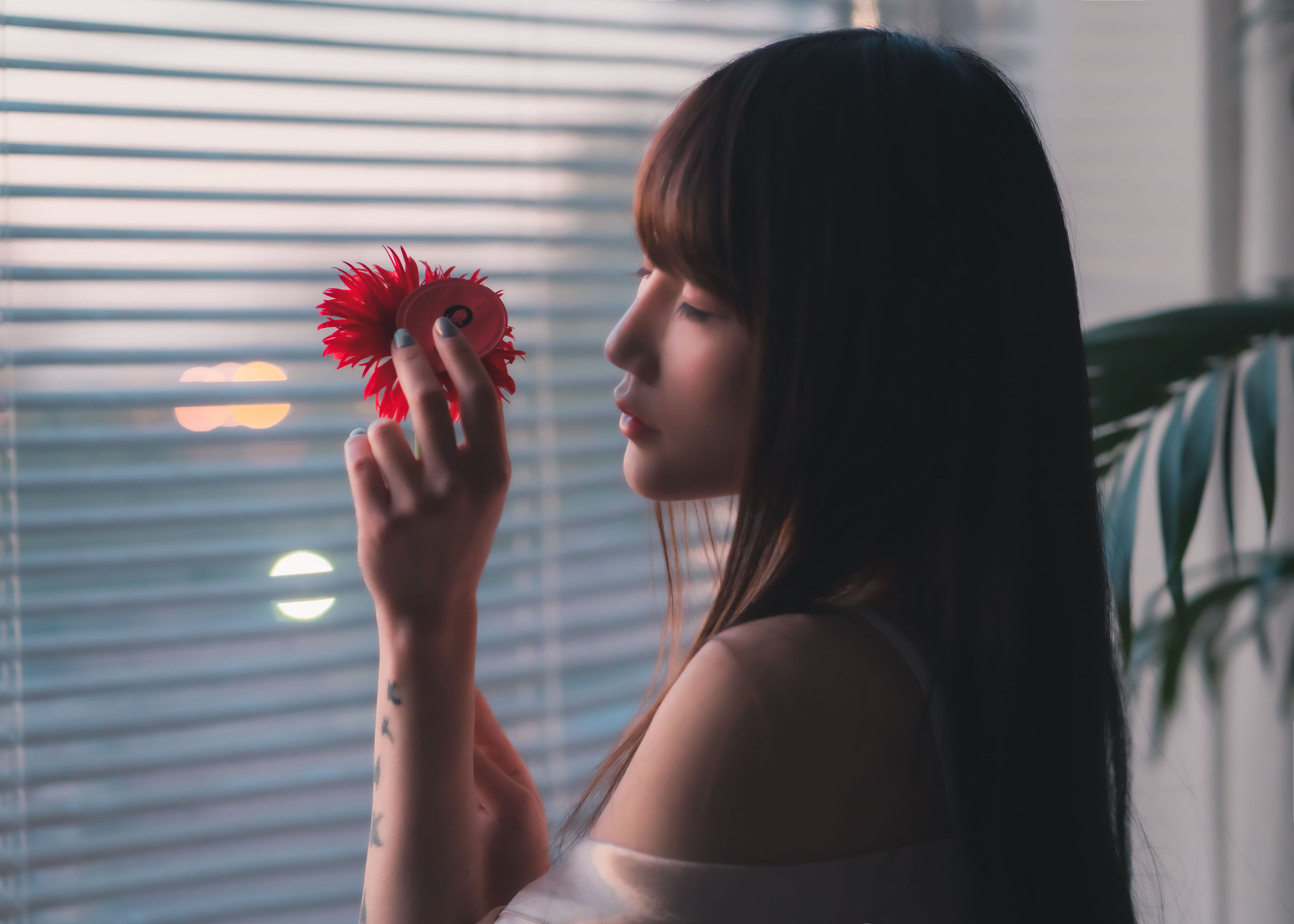 COS少女星野咪兔 – 花吃了那女孩 [20P]