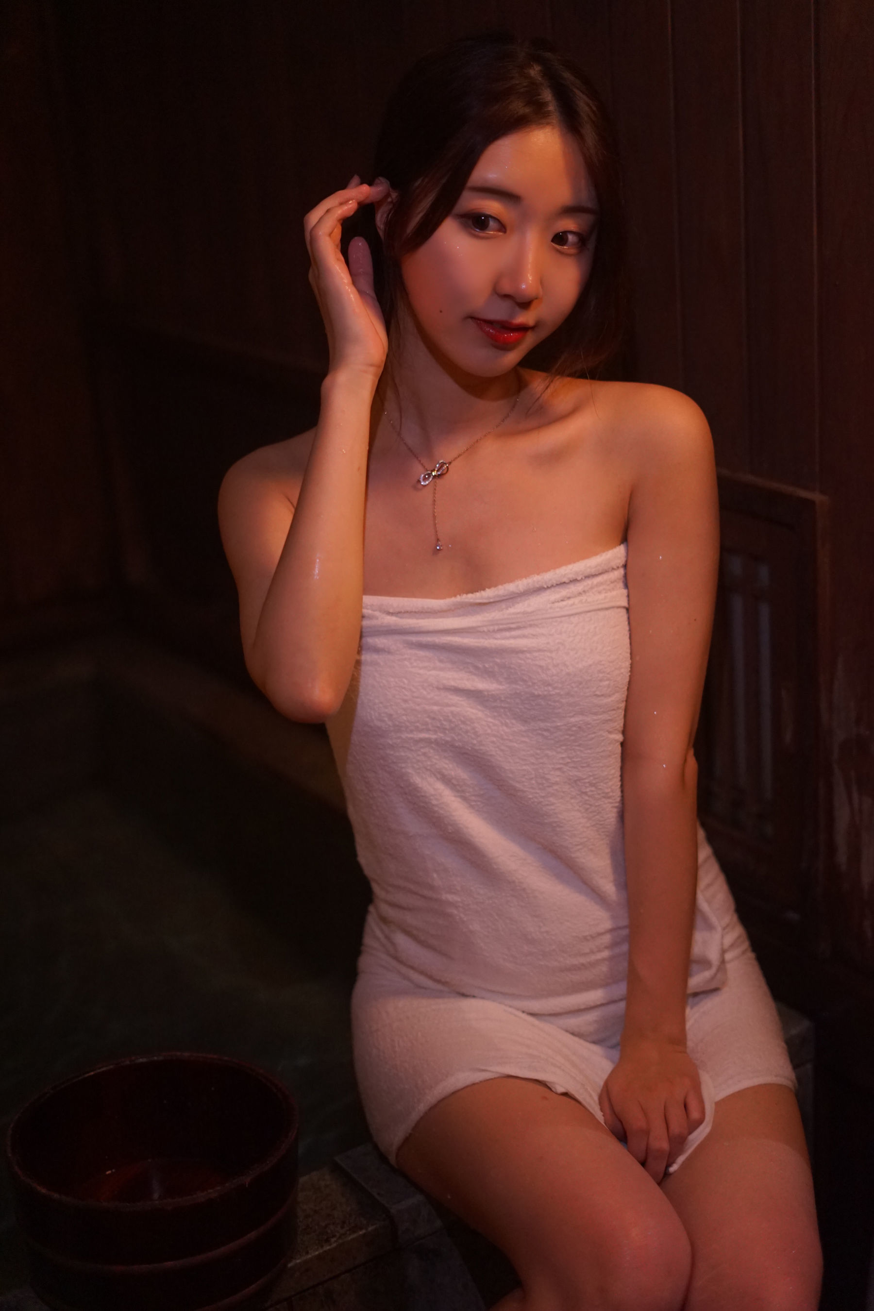 人气Coser黑川 浴巾 [13P]
