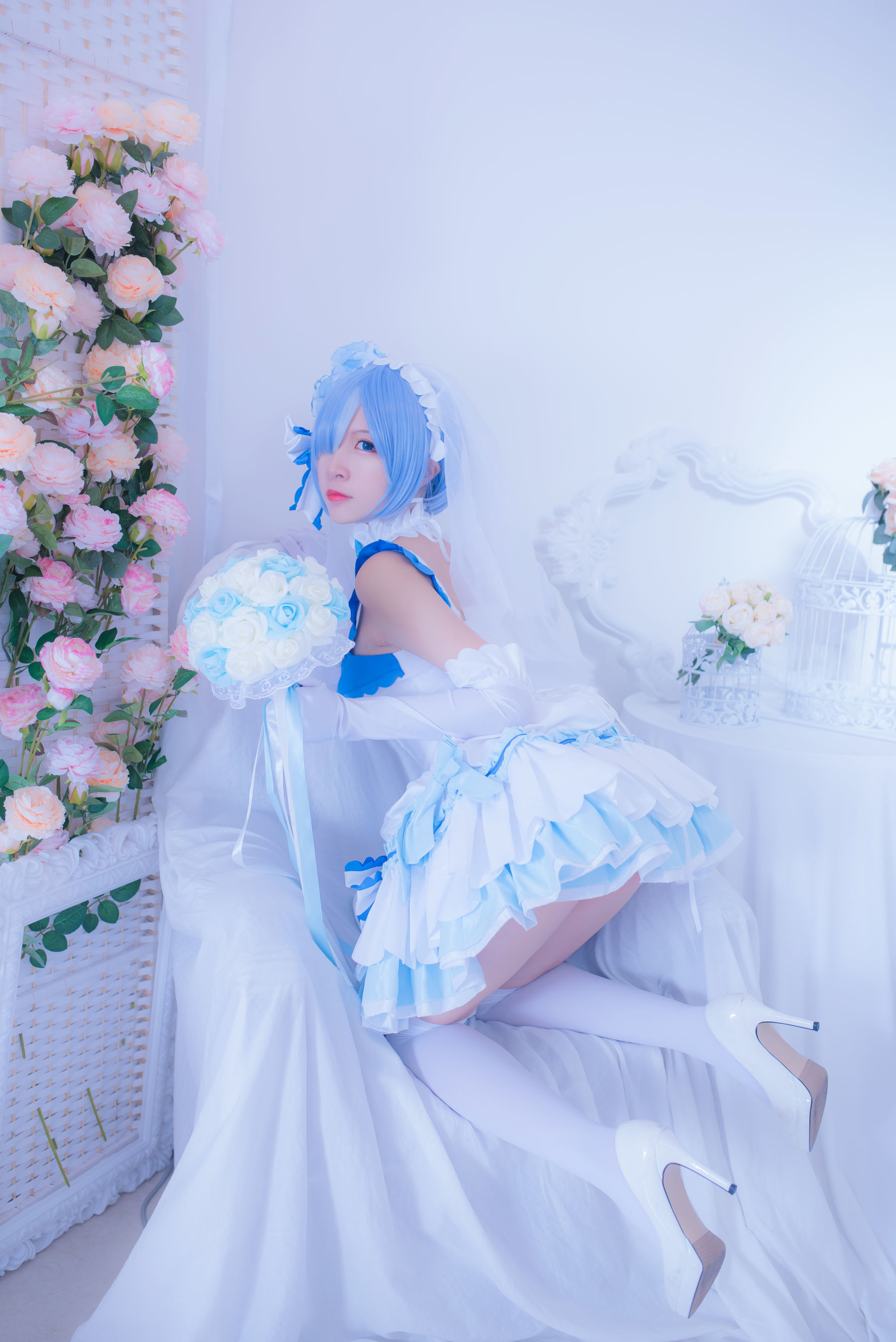 人气Coser二佐Nisa 雷姆花嫁 [33P]