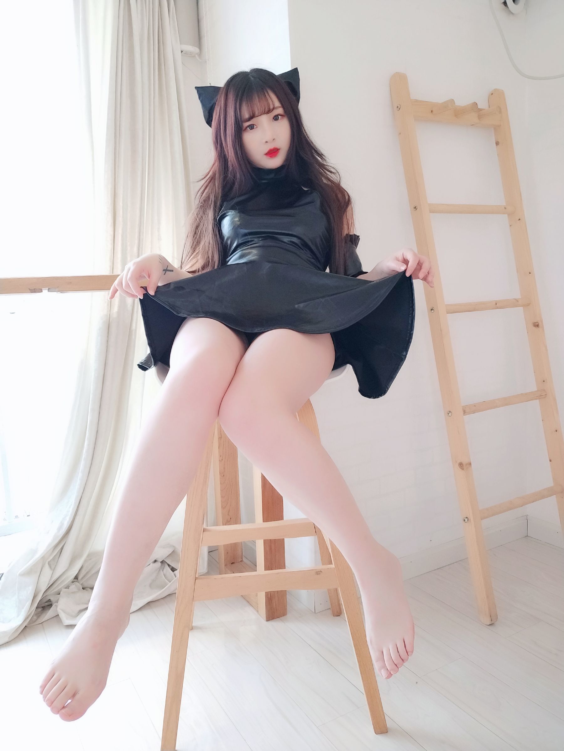 二次元美女古川kagura – 黑亮连衣裙 [35P]