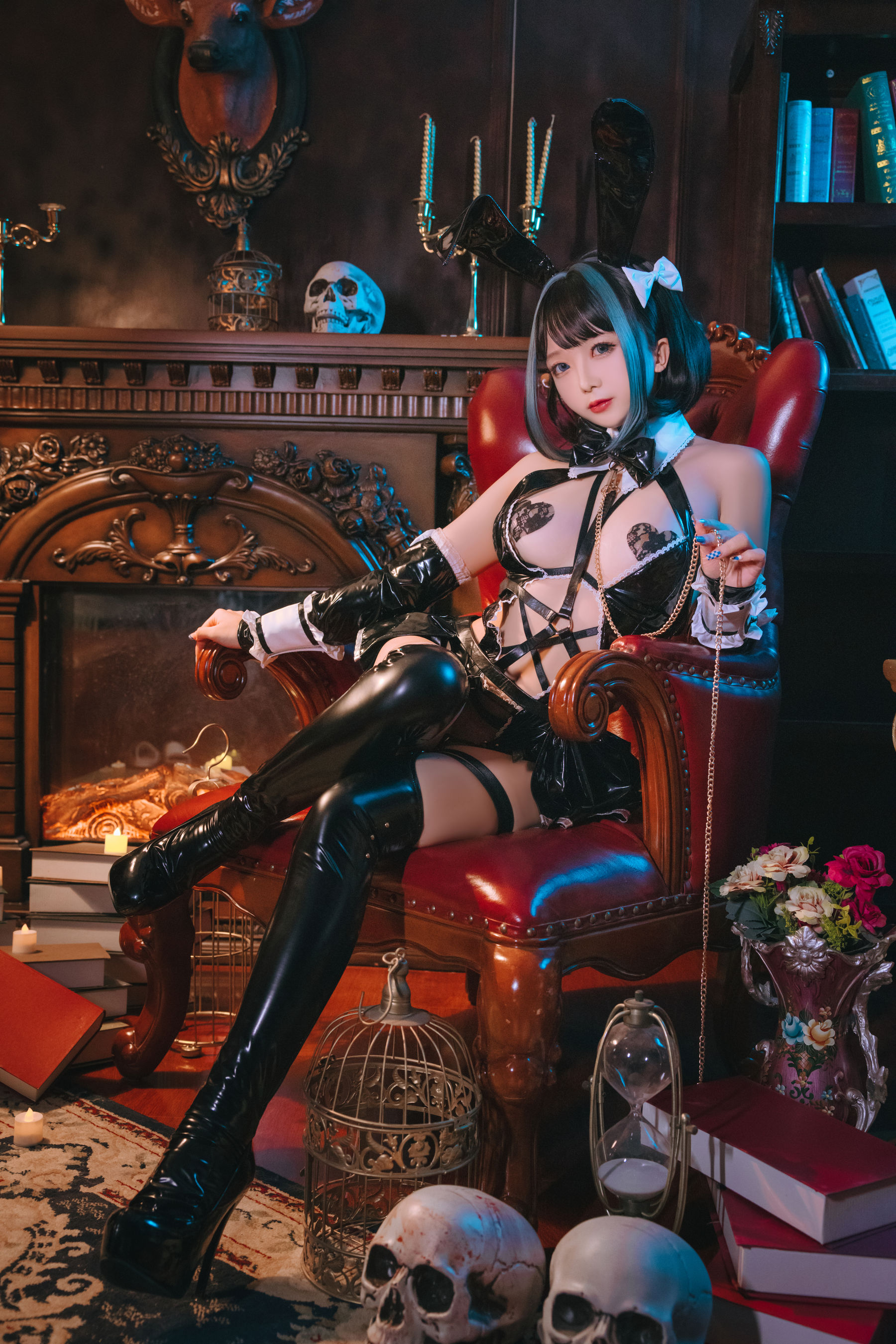 Cosplay日奈娇 – 万圣恶魔皮衣 [66P]
