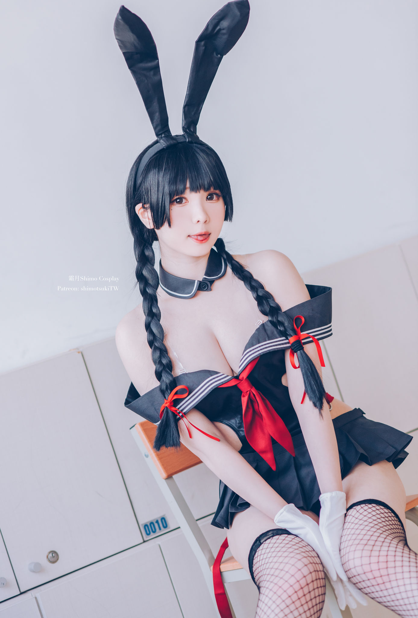 微博妹纸霜月shimo – 卯月桃子 水手服兔女郎 [19P]