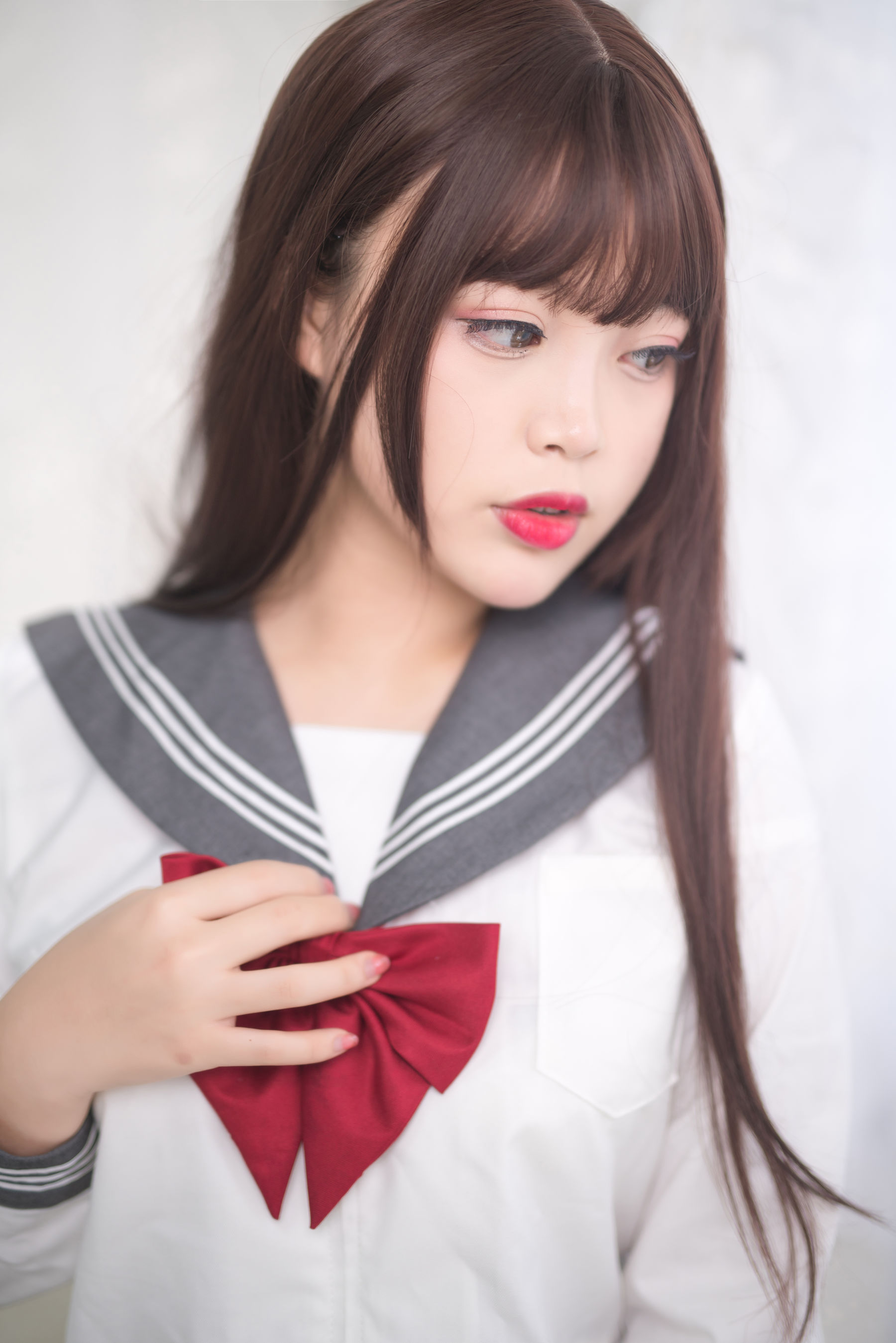 [Cosplay写真] 萌系小姐姐-白烨- – 黑丝制服少女 [60P]