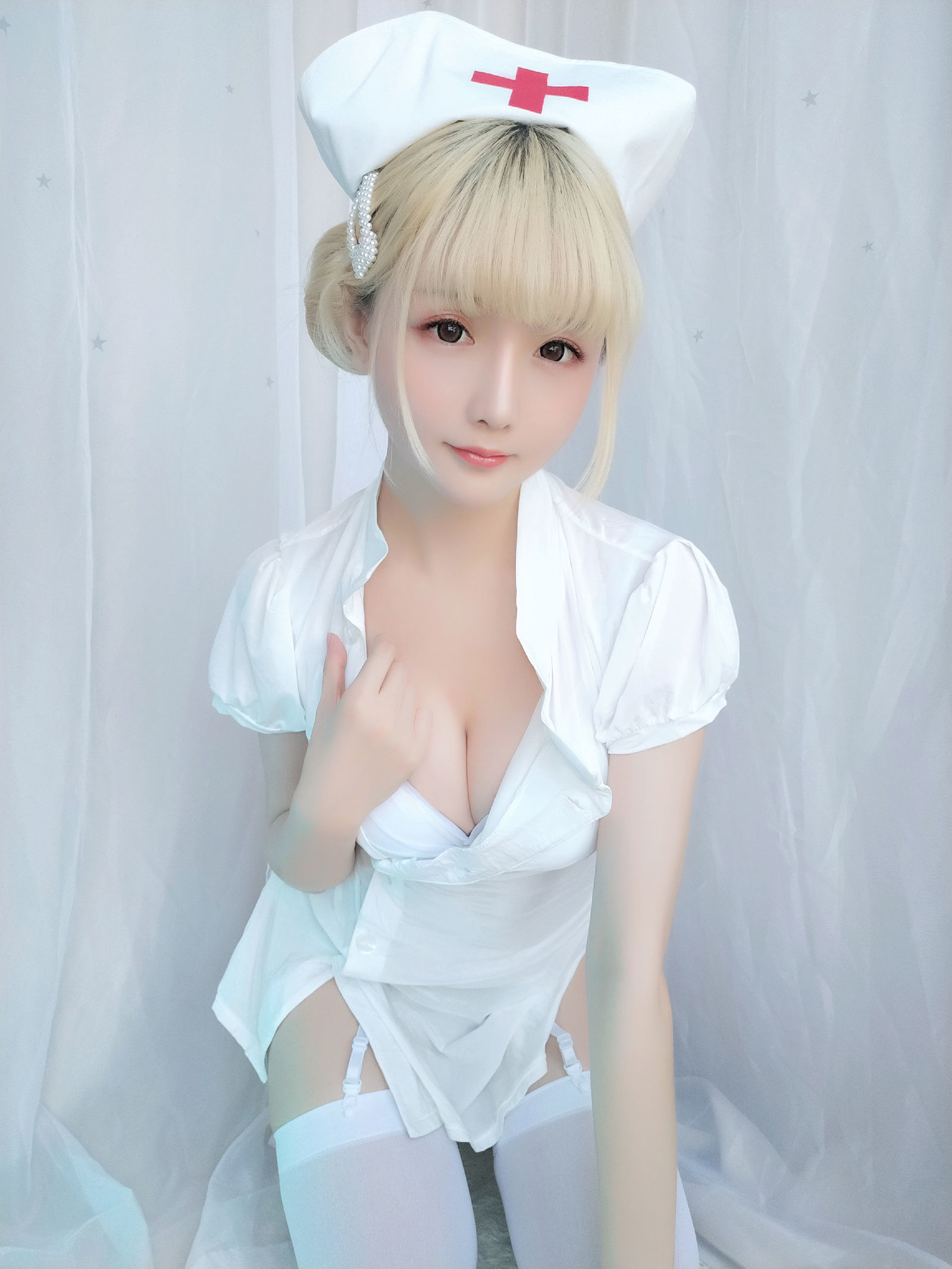 [萝莉COS] 星之迟迟 VOL.17 夜勤病栋 [60P]