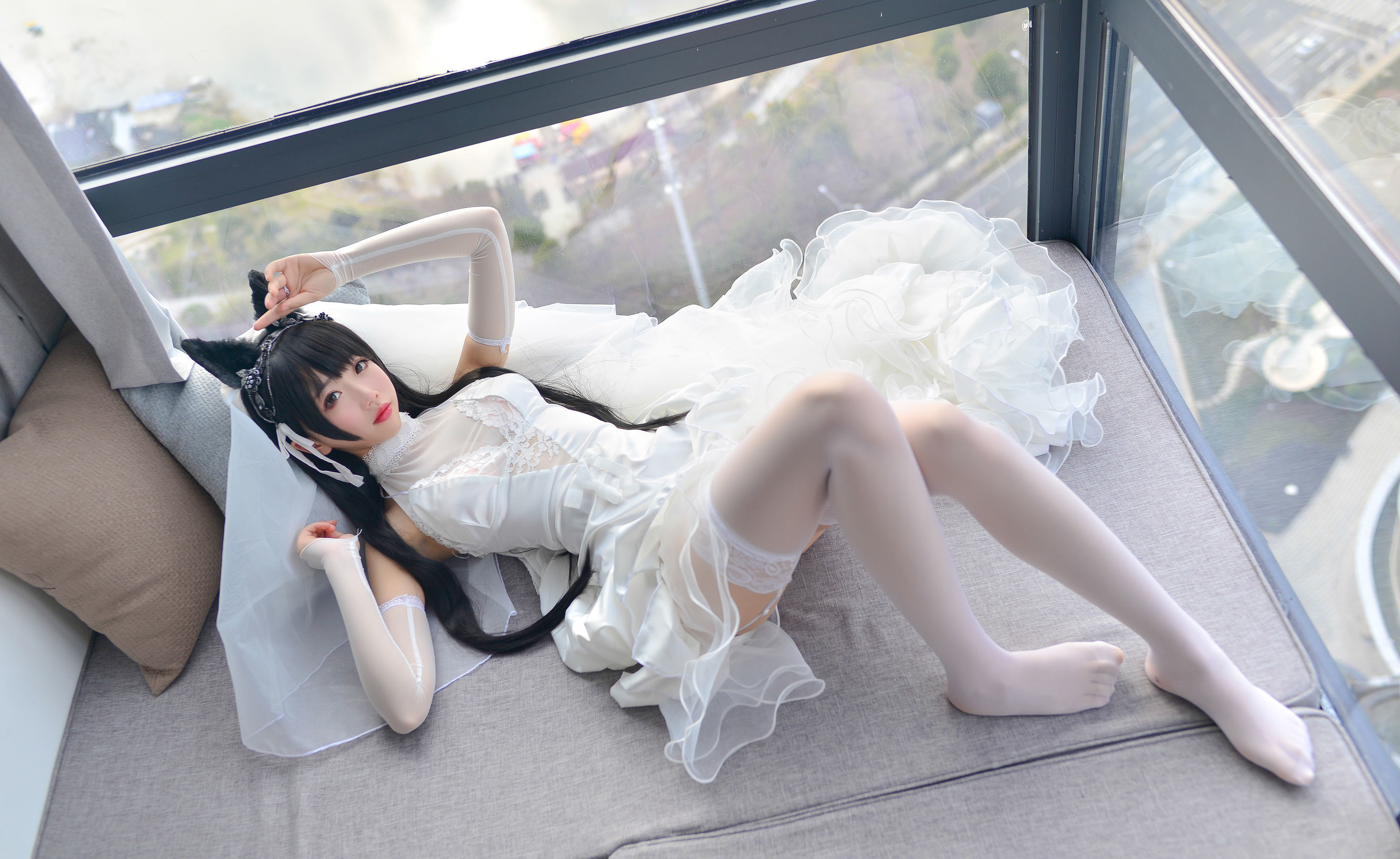 [萝莉COS] 雪琪 – 爱宕婚纱 [38P]