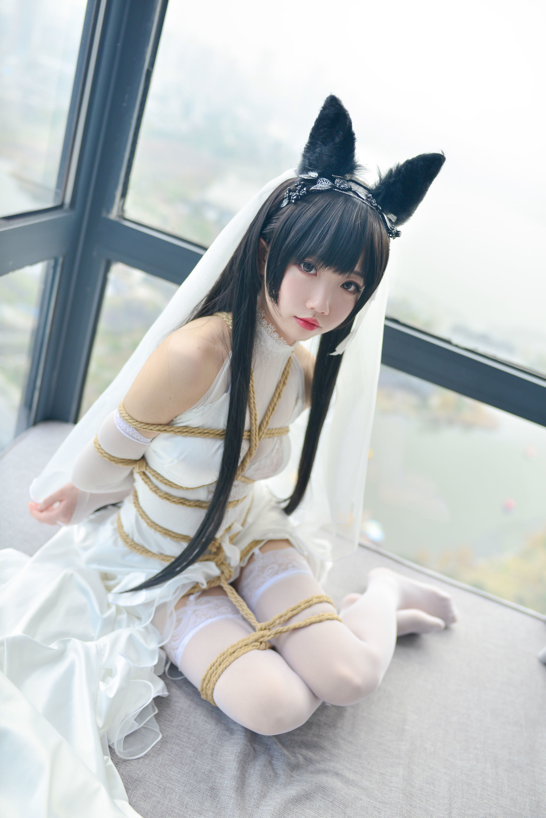 [萝莉COS] 雪琪 – 爱宕婚纱 [38P]