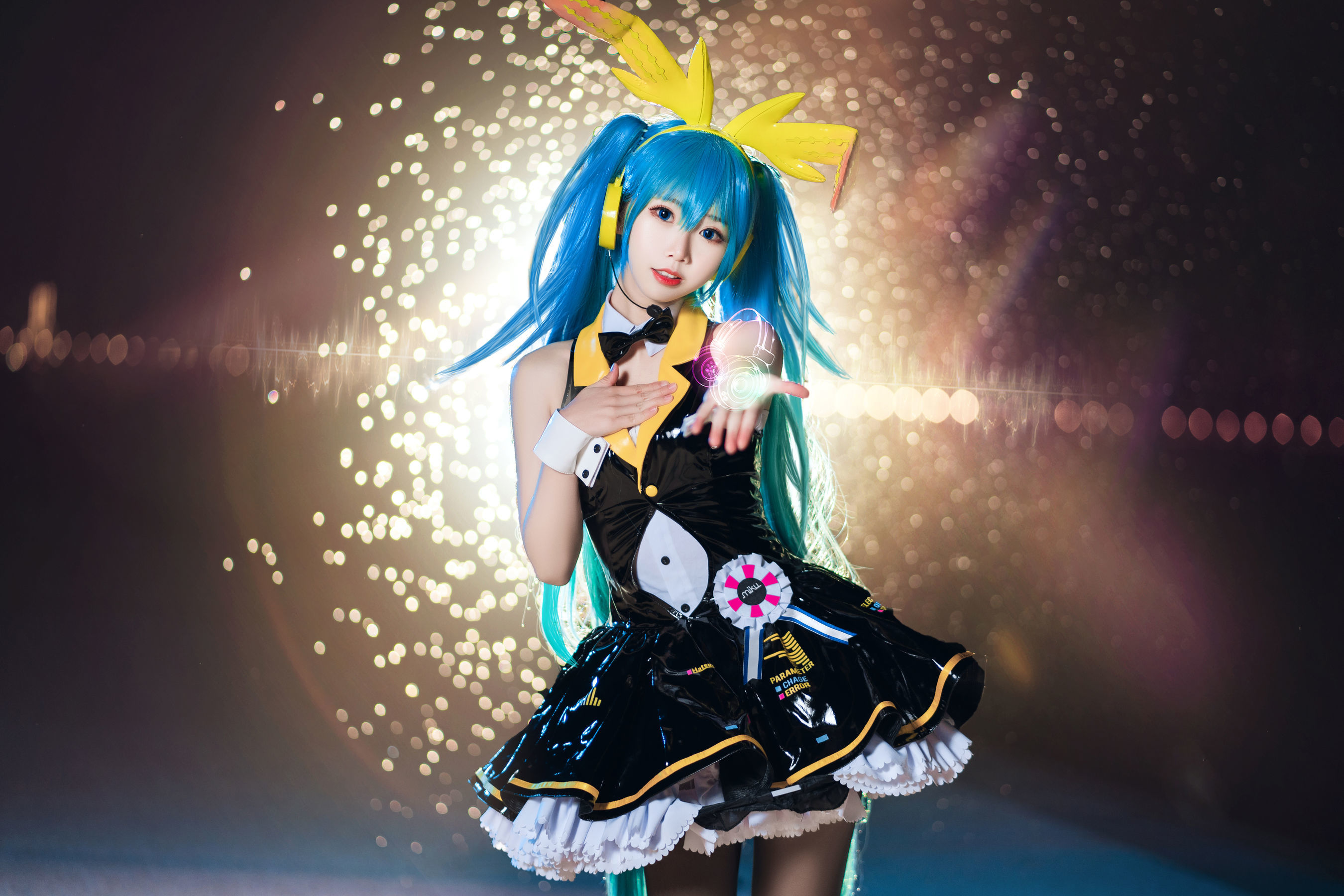 [萝莉COS] 面饼仙儿 – 初音Miku [19P]