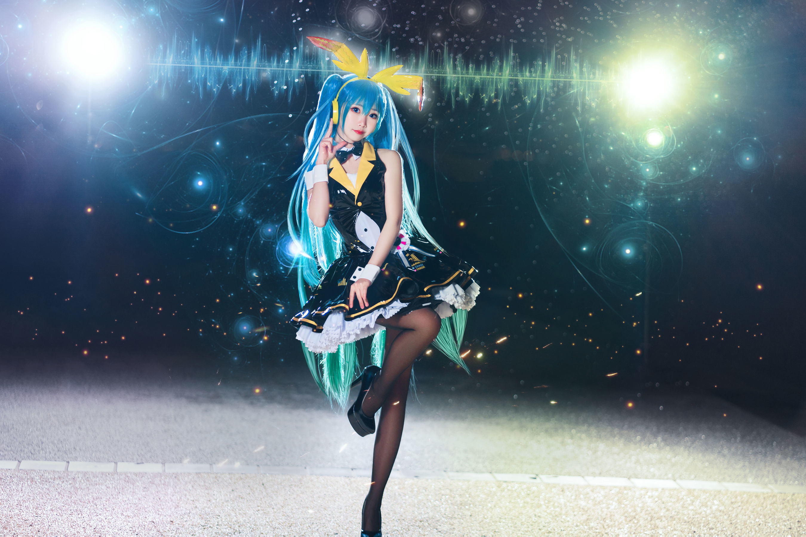 [萝莉COS] 面饼仙儿 – 初音Miku [19P]