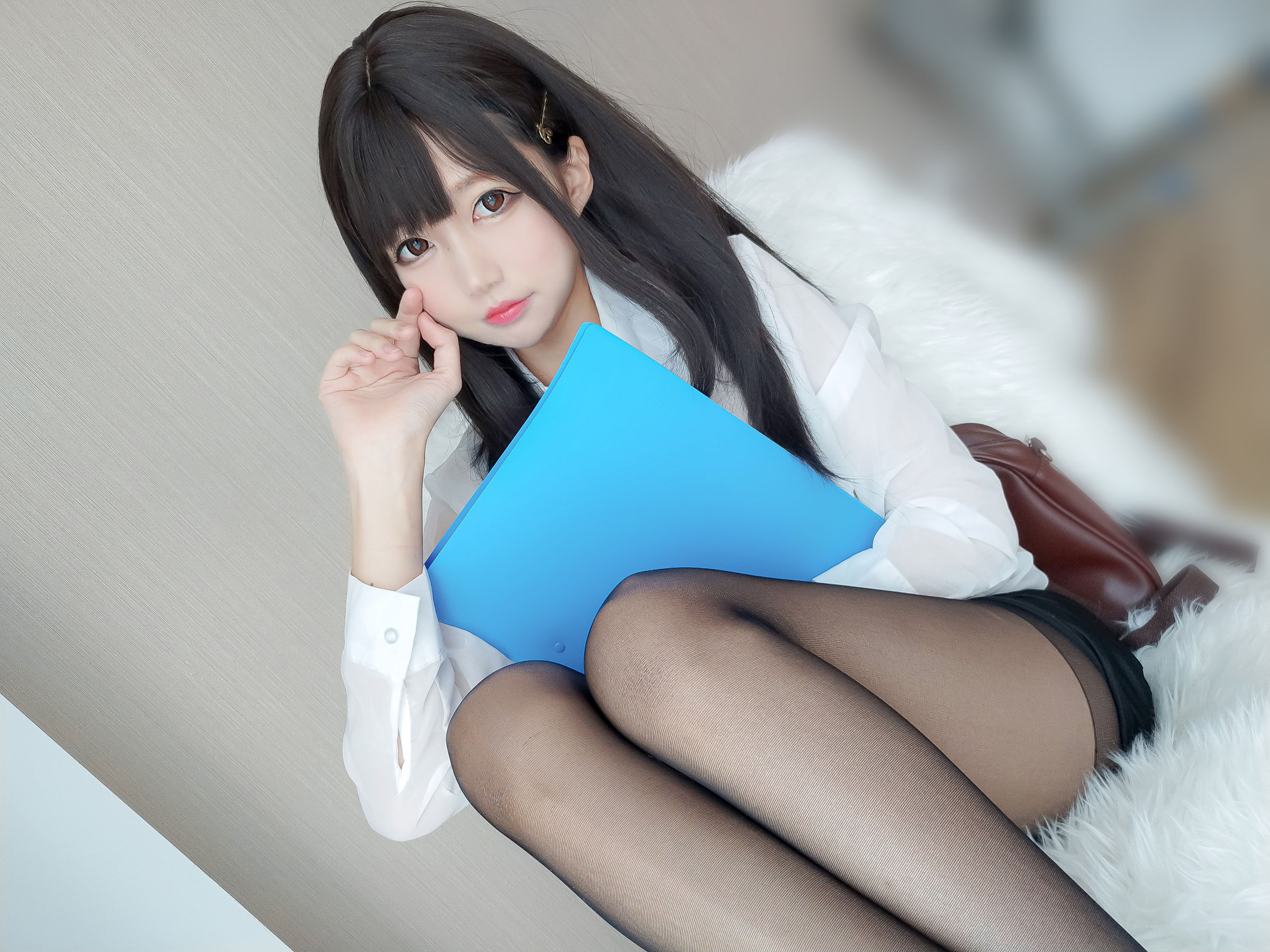 NAGISA魔物喵 – 黑丝OL [31P]