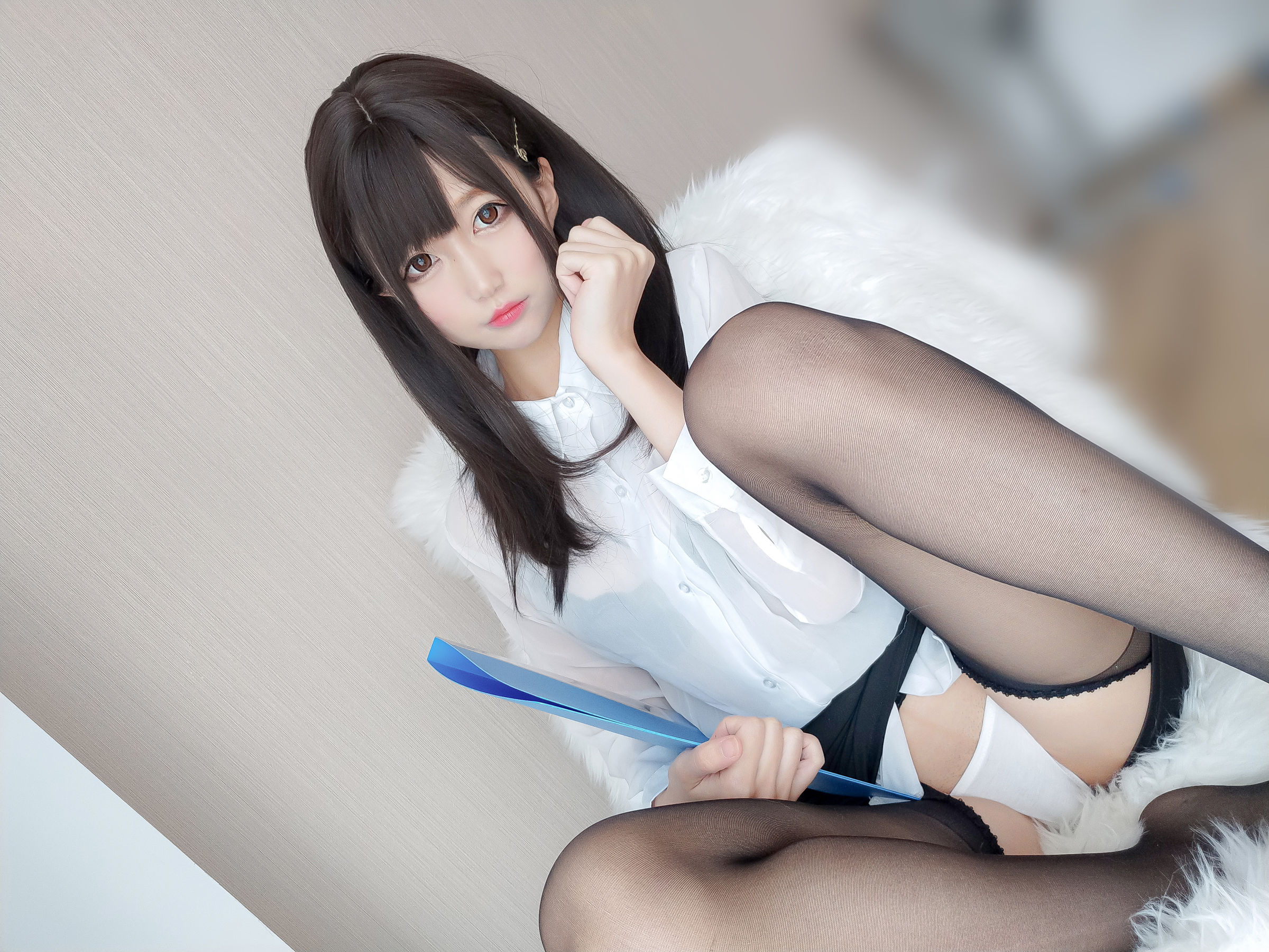 NAGISA魔物喵 – 黑丝OL [31P]