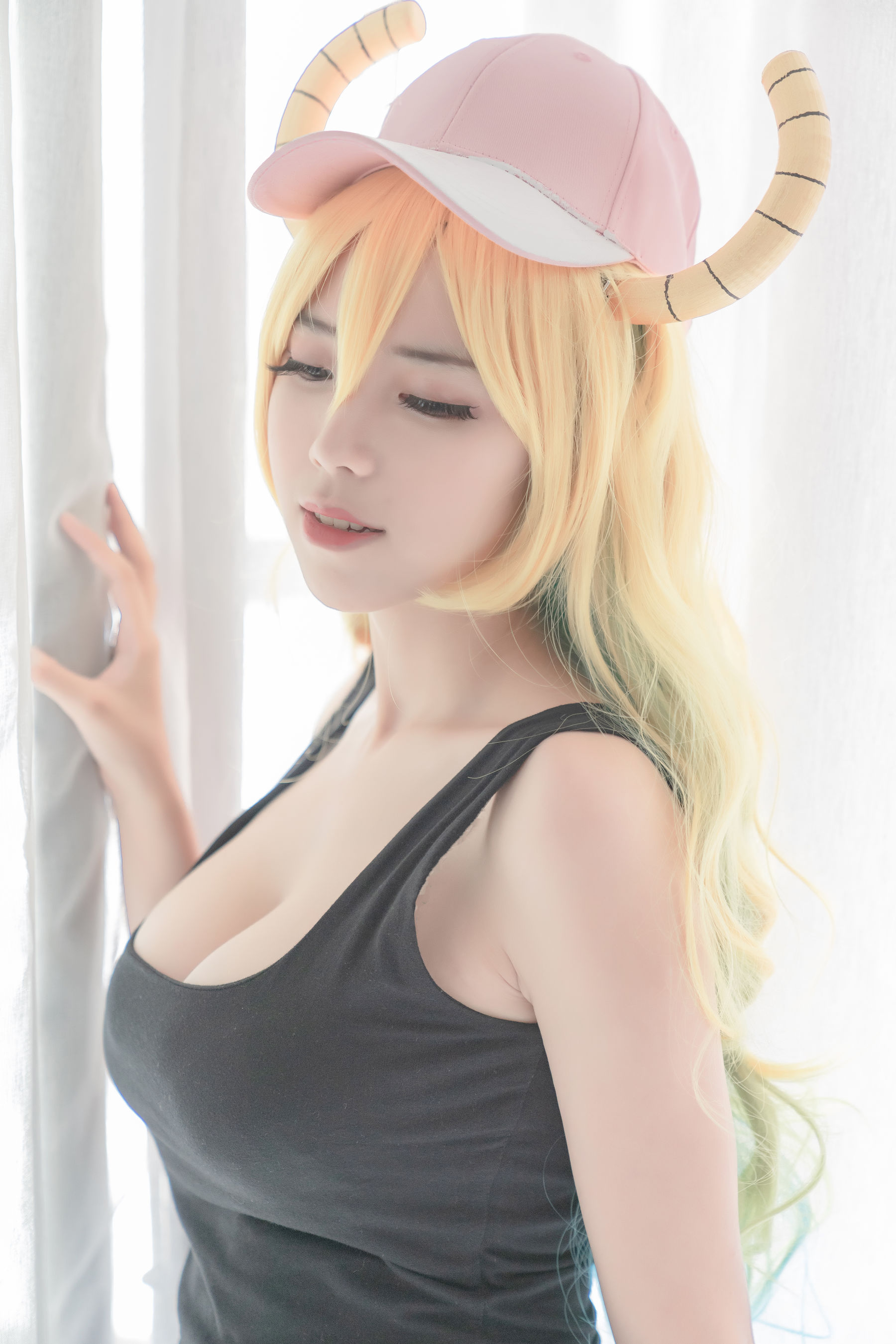 [Cosplay写真] 塔塔_Lo1iTa – 一号写真本 [40P]