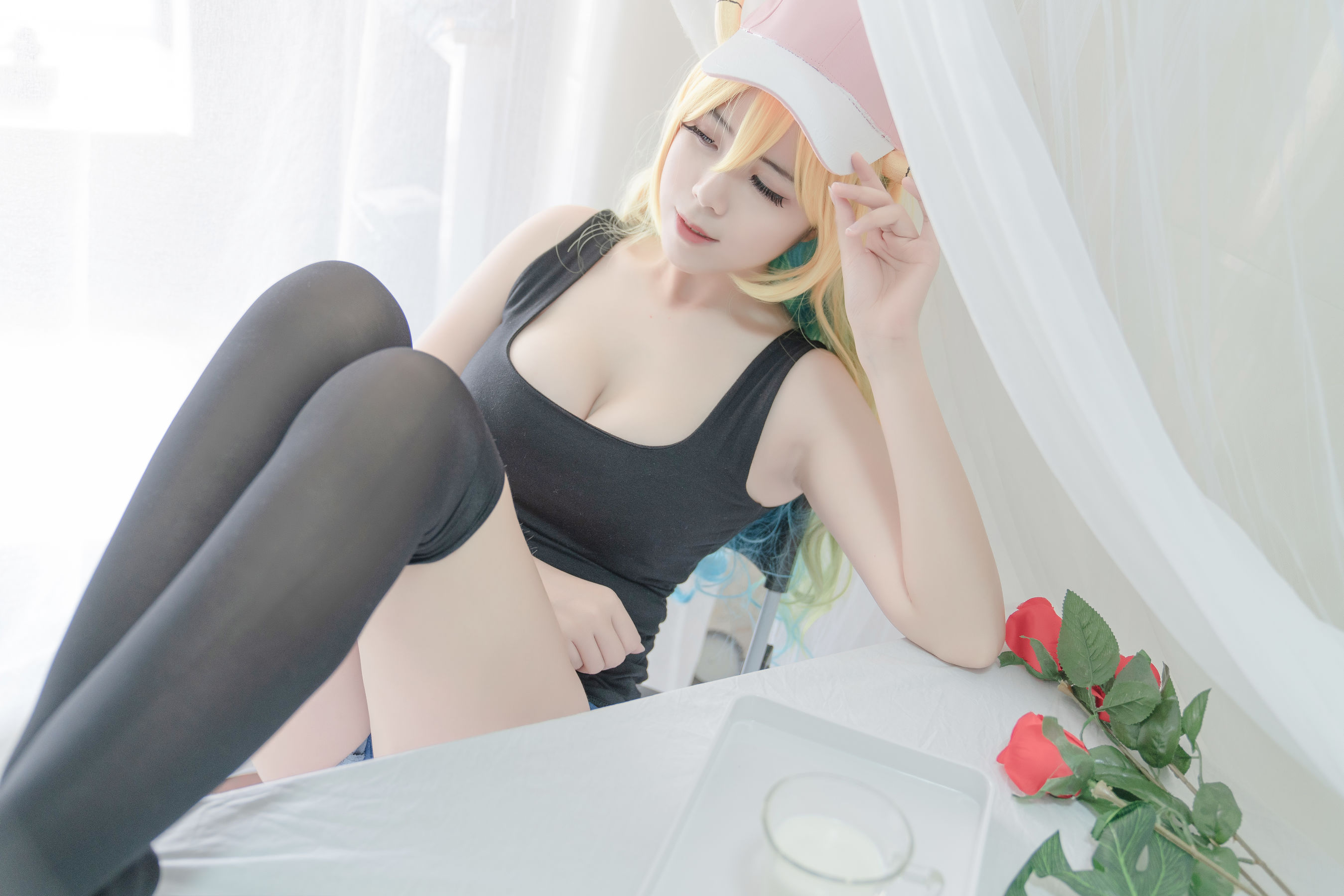 [Cosplay写真] 塔塔_Lo1iTa – 一号写真本 [40P]