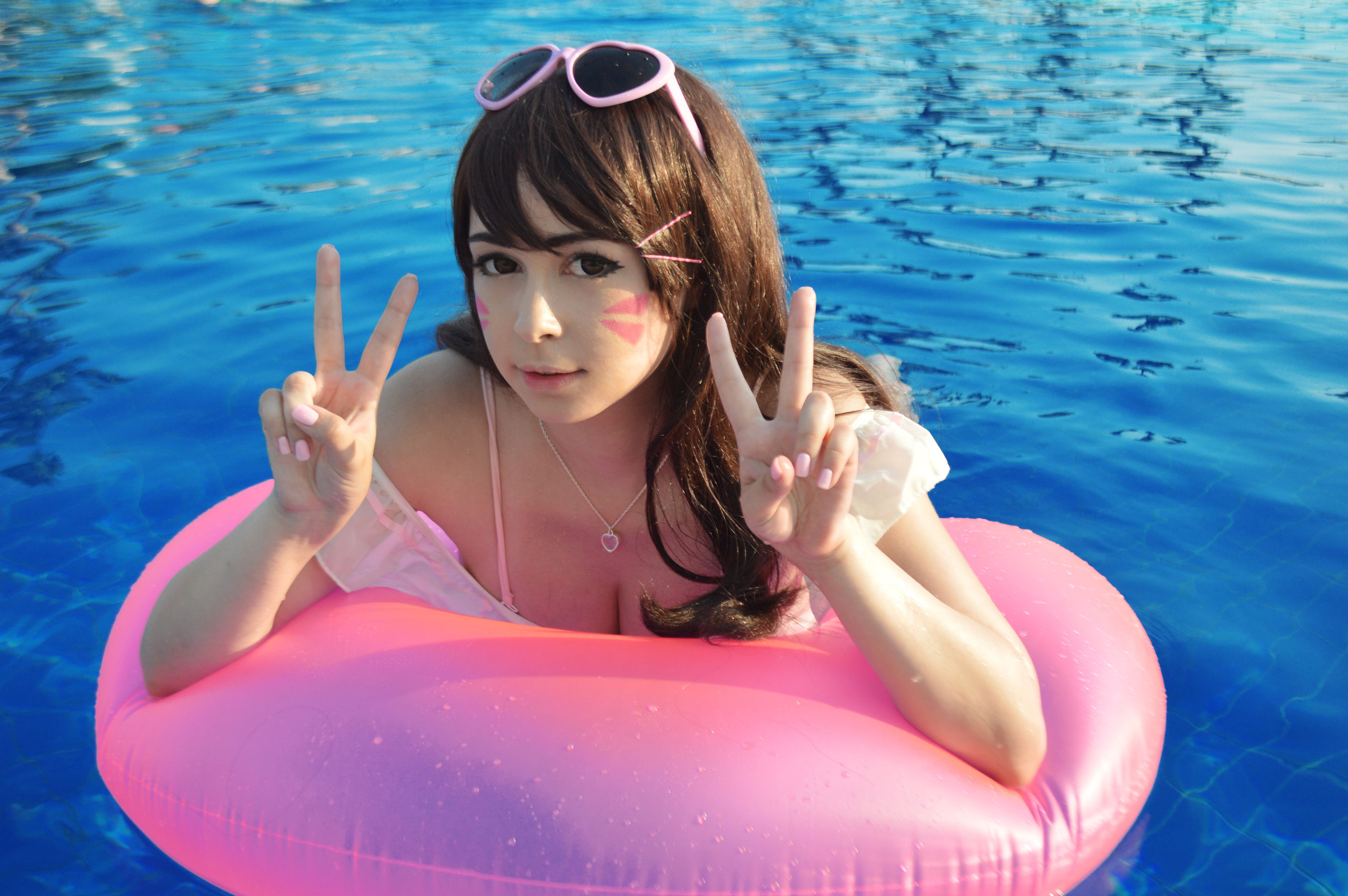 Yoshinobi – Swimsuit D.va [12P]
