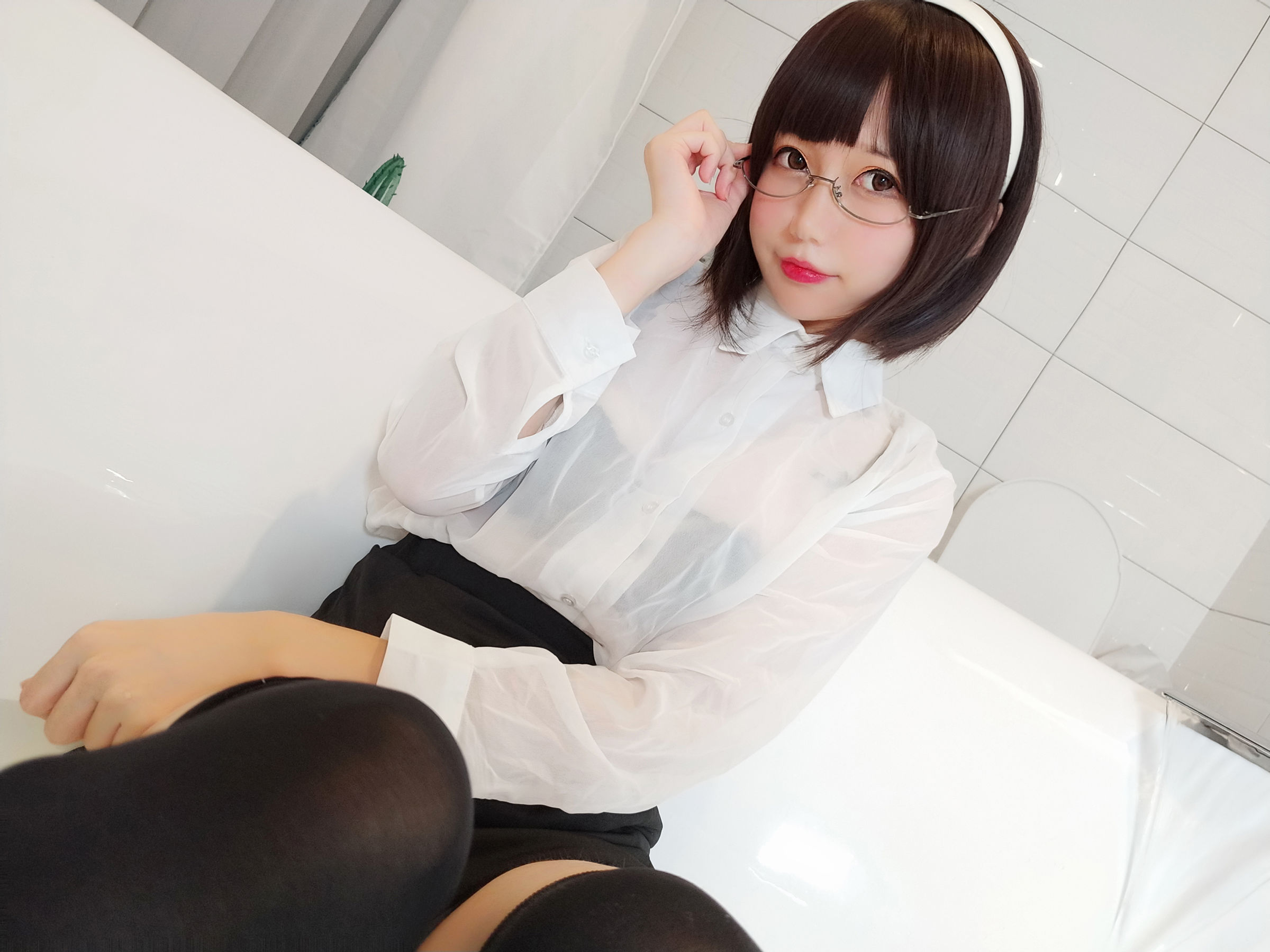 NAGISA魔物喵 自摄系列 No.008 新入社员 [76P]