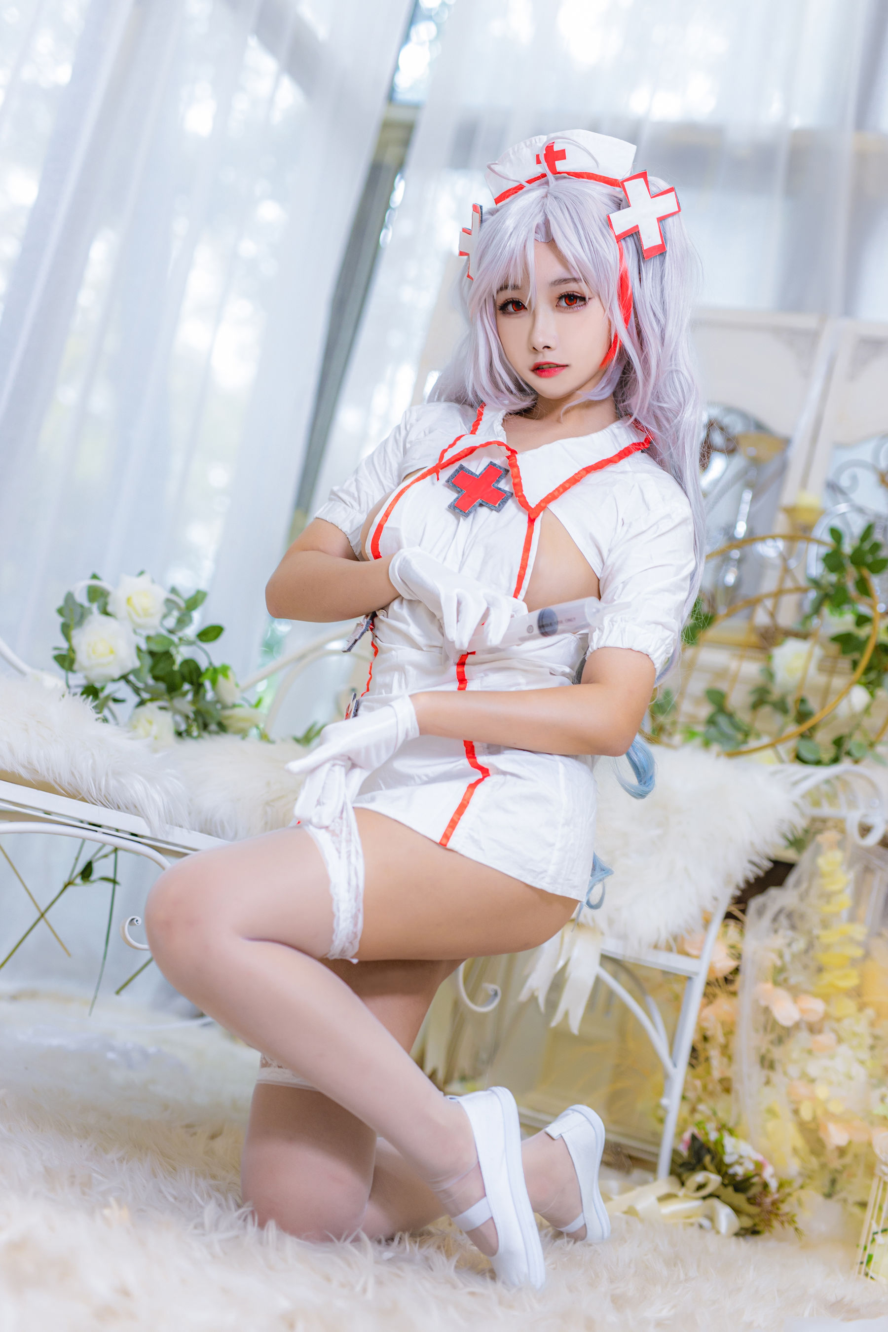 微博妹子Momoko葵葵 – 欧根之护士 [21P]