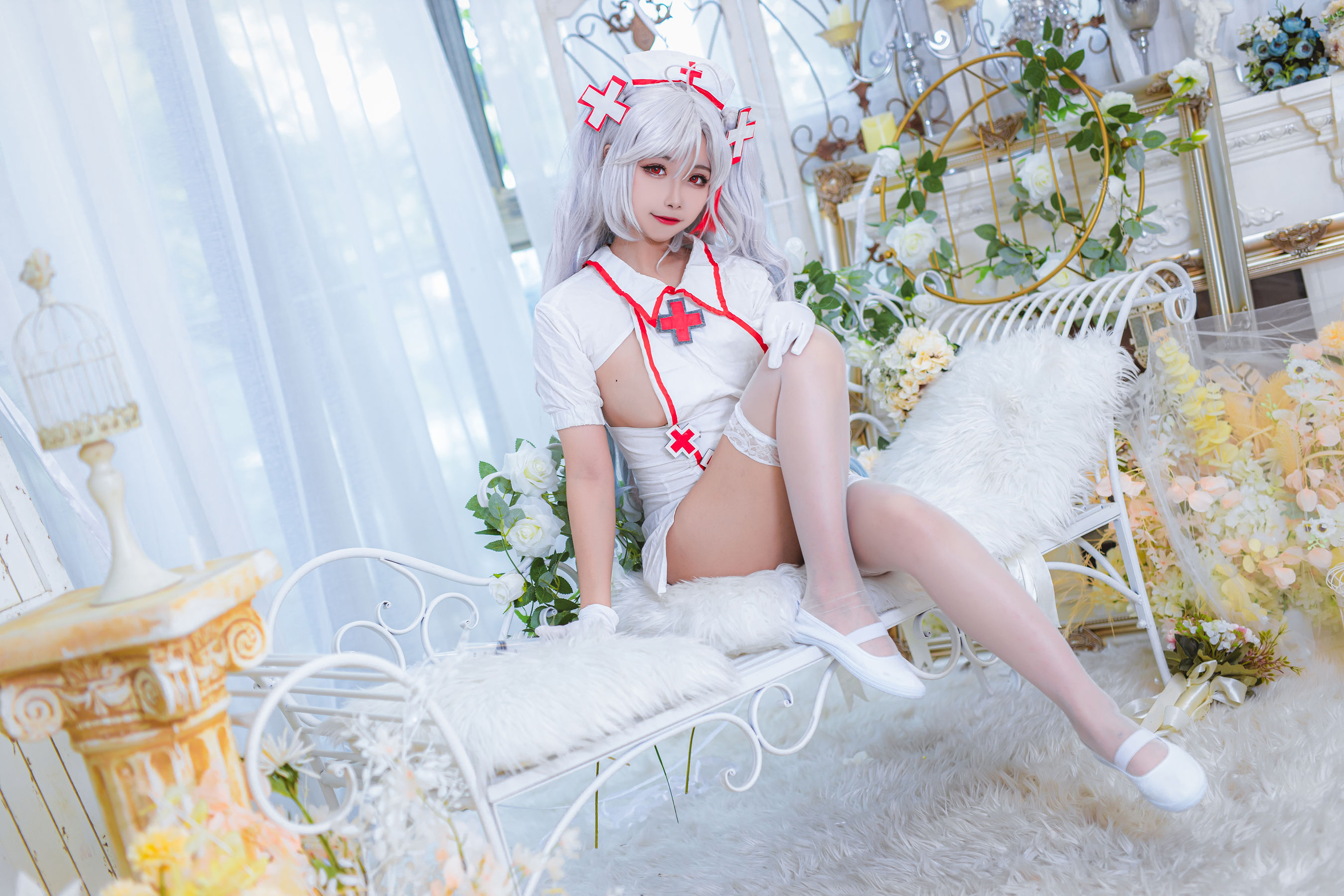 微博妹子Momoko葵葵 – 欧根之护士 [21P]