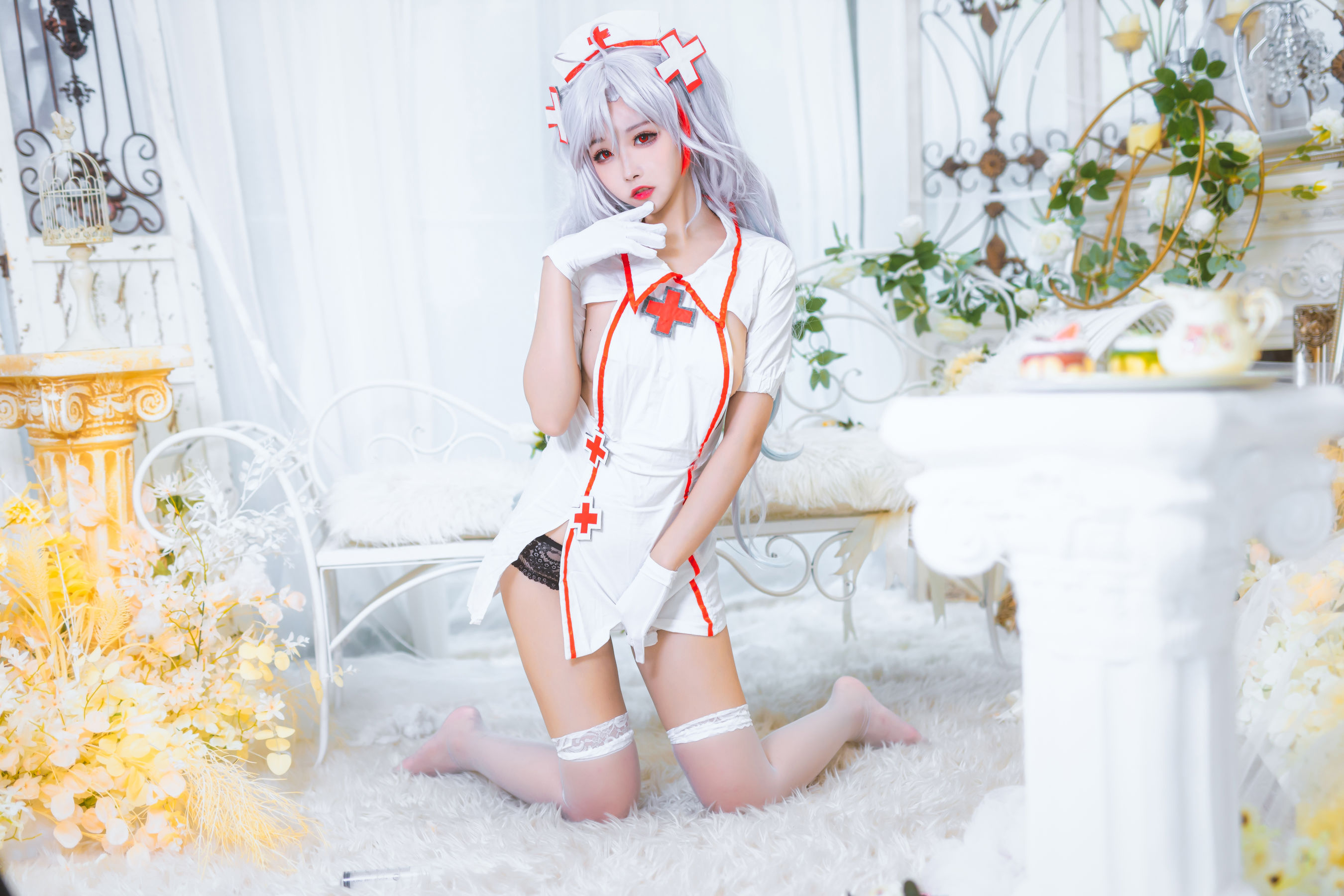 微博妹子Momoko葵葵 – 欧根之护士 [21P]