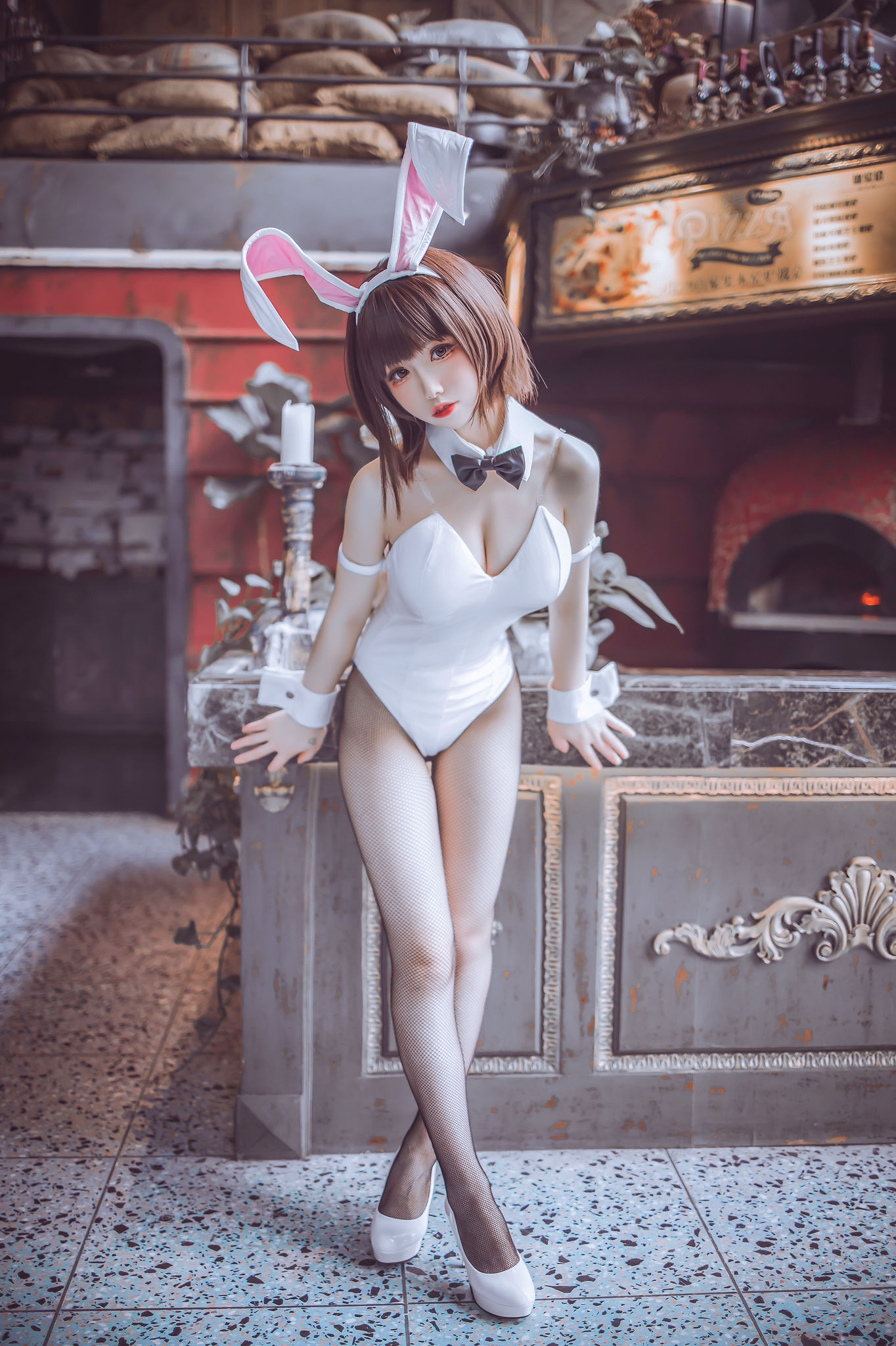 Coser衣衣 – 加藤惠兔女郎 [52P]