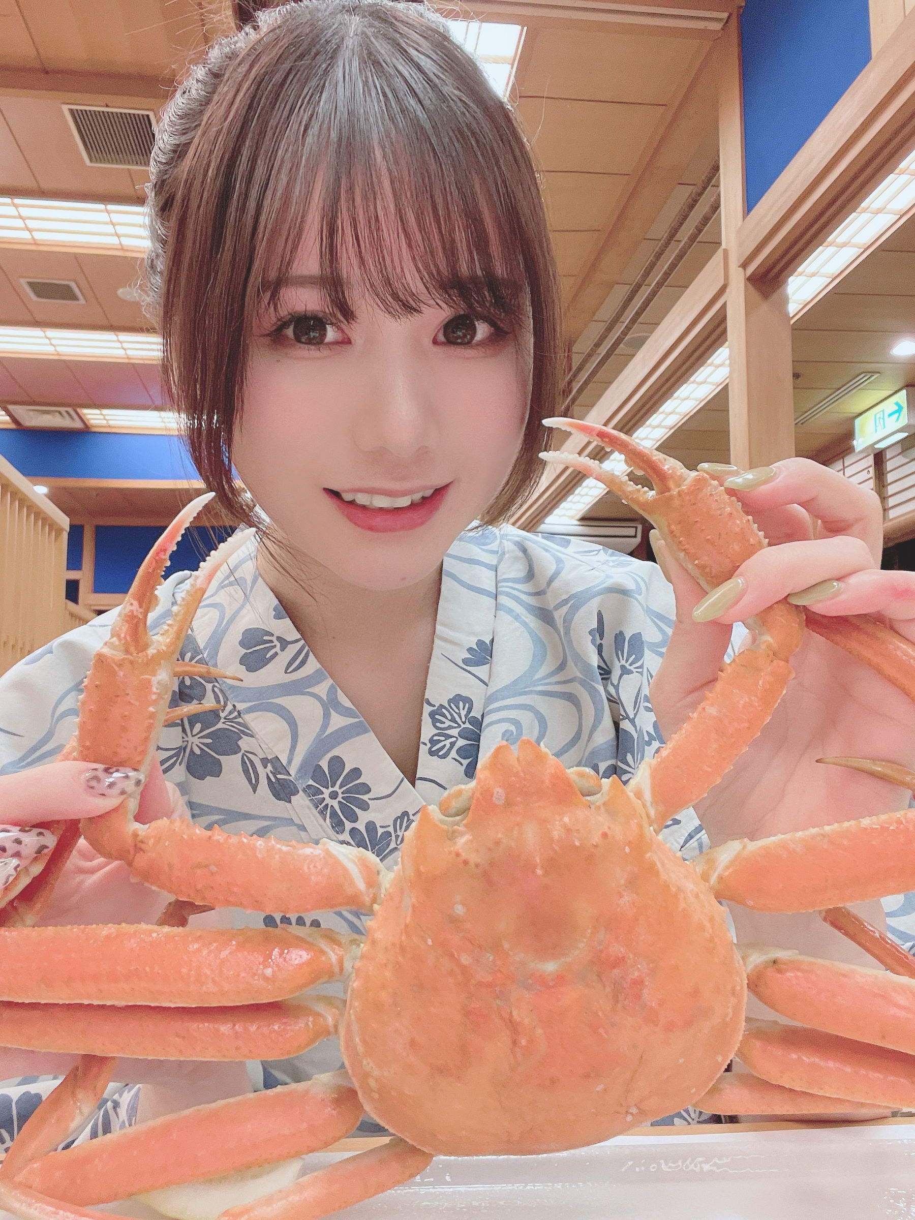 日本甜美COSERけんけん[fantia] 20211120-温泉旅おまけ️+まっしろでふわふわ [23P]