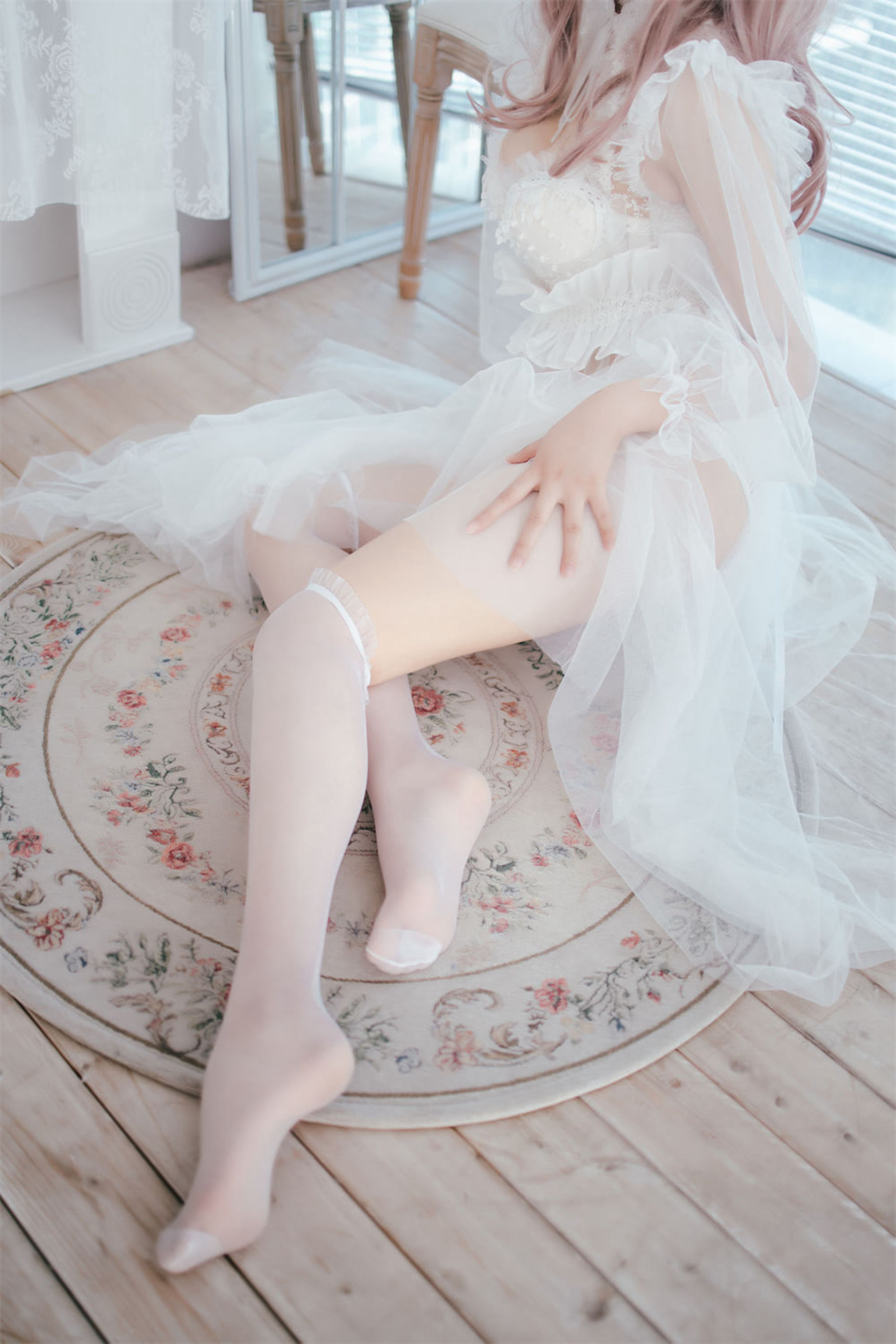 轩萧学姐 – 花嫁 [32P]