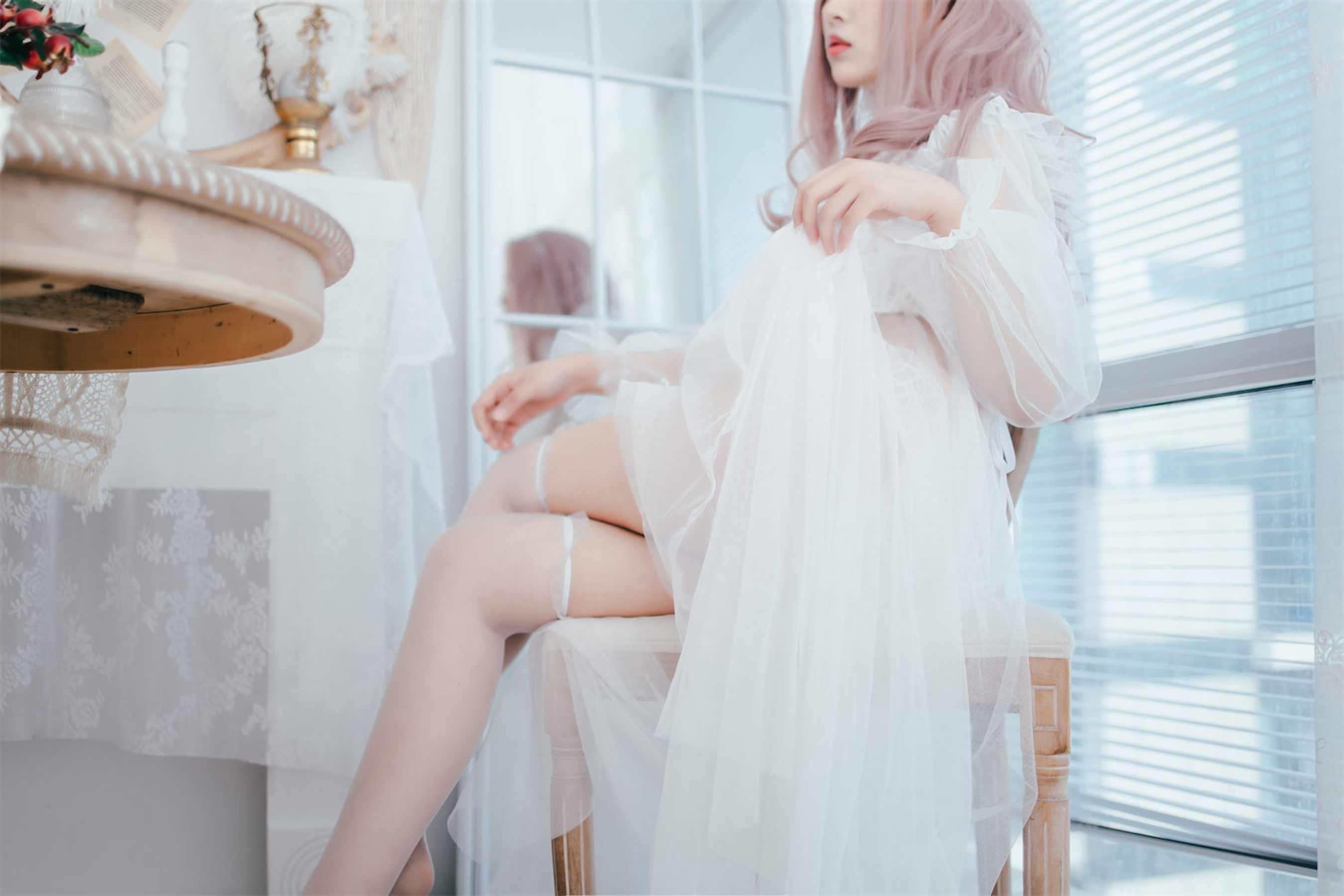 轩萧学姐 – 花嫁 [32P]