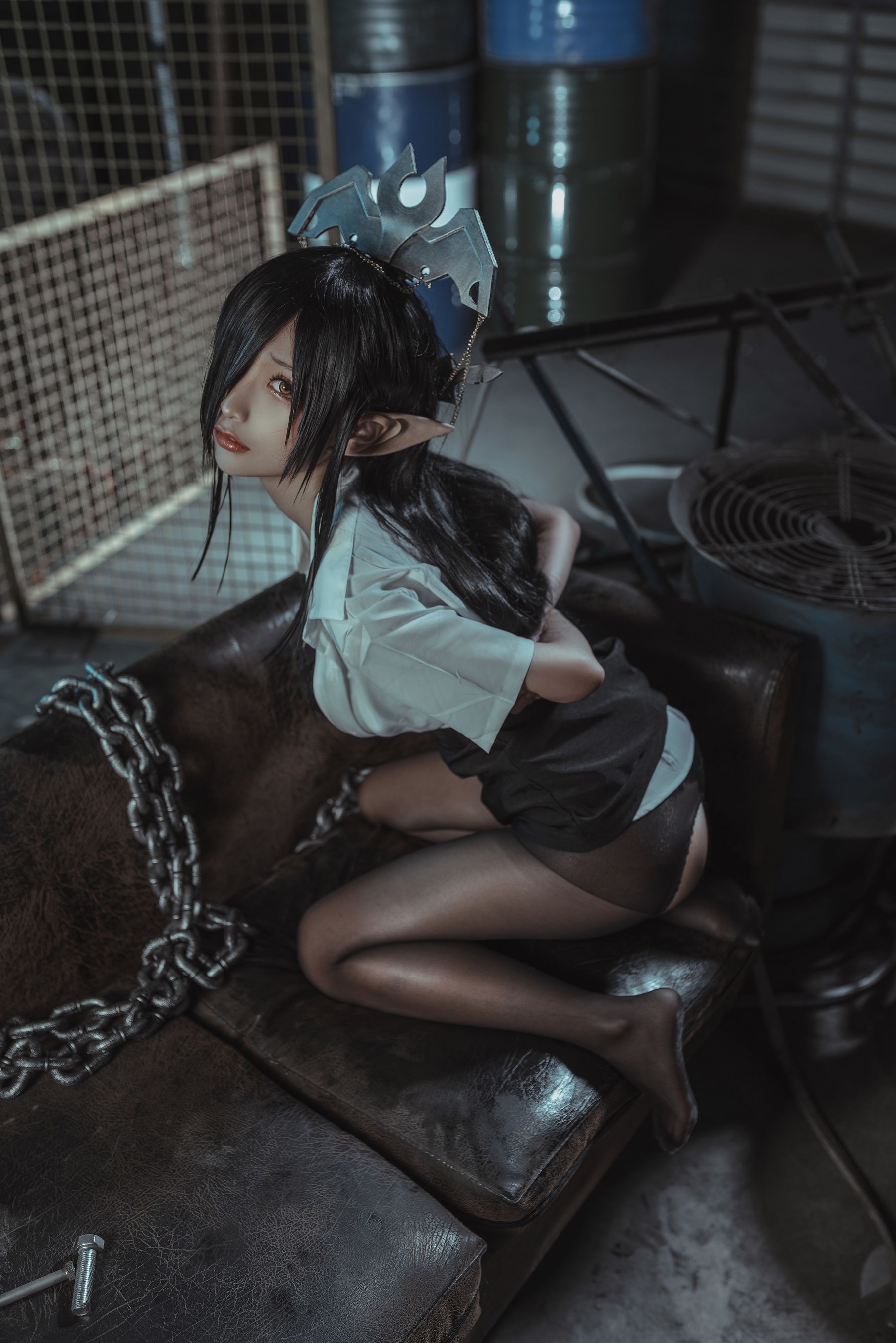 动漫博主蠢沫沫 – 黑兽女王 OL制服 [56P]