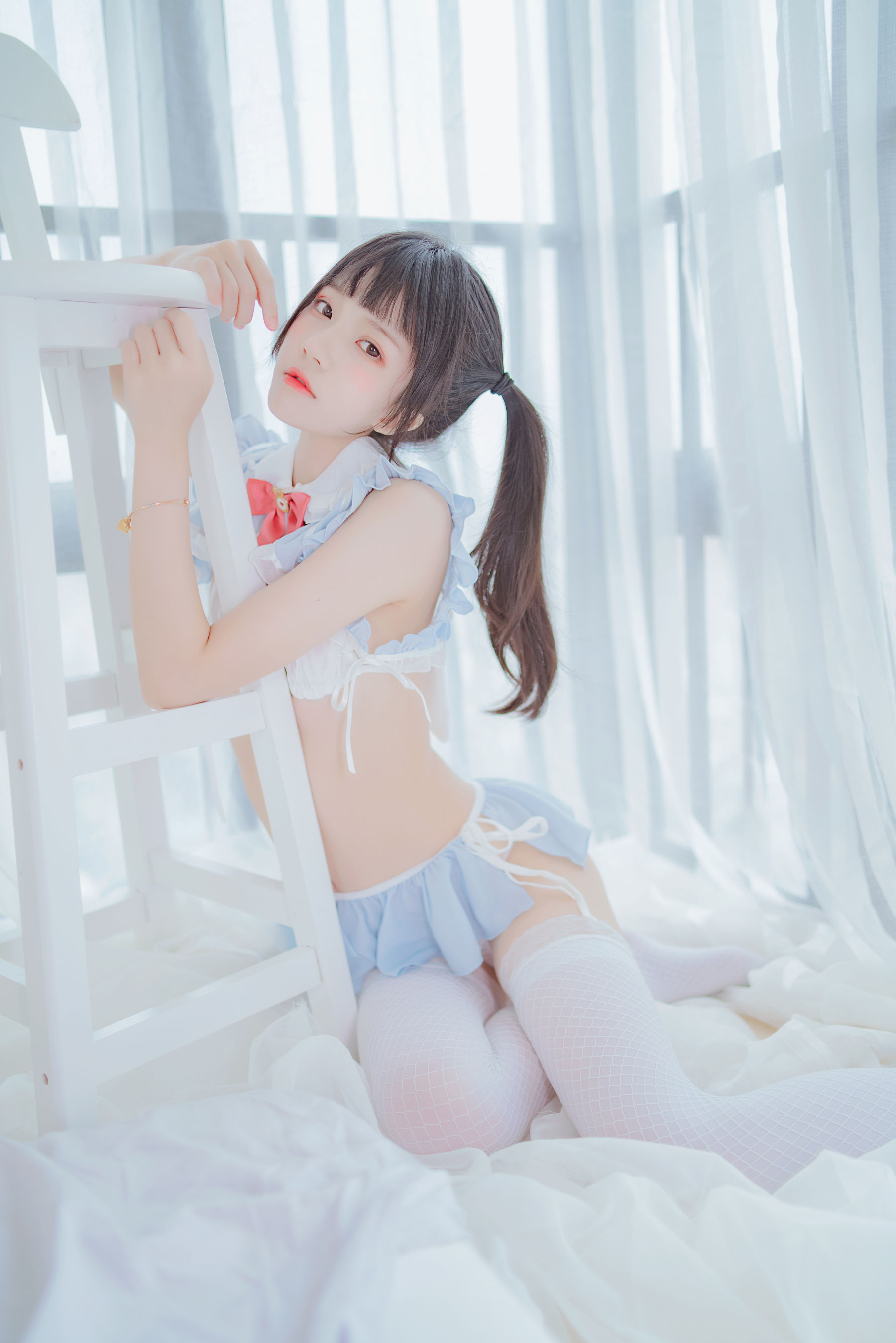 [萝莉COS] 桜桃喵 – 爱丽丝的兔子 [44P]