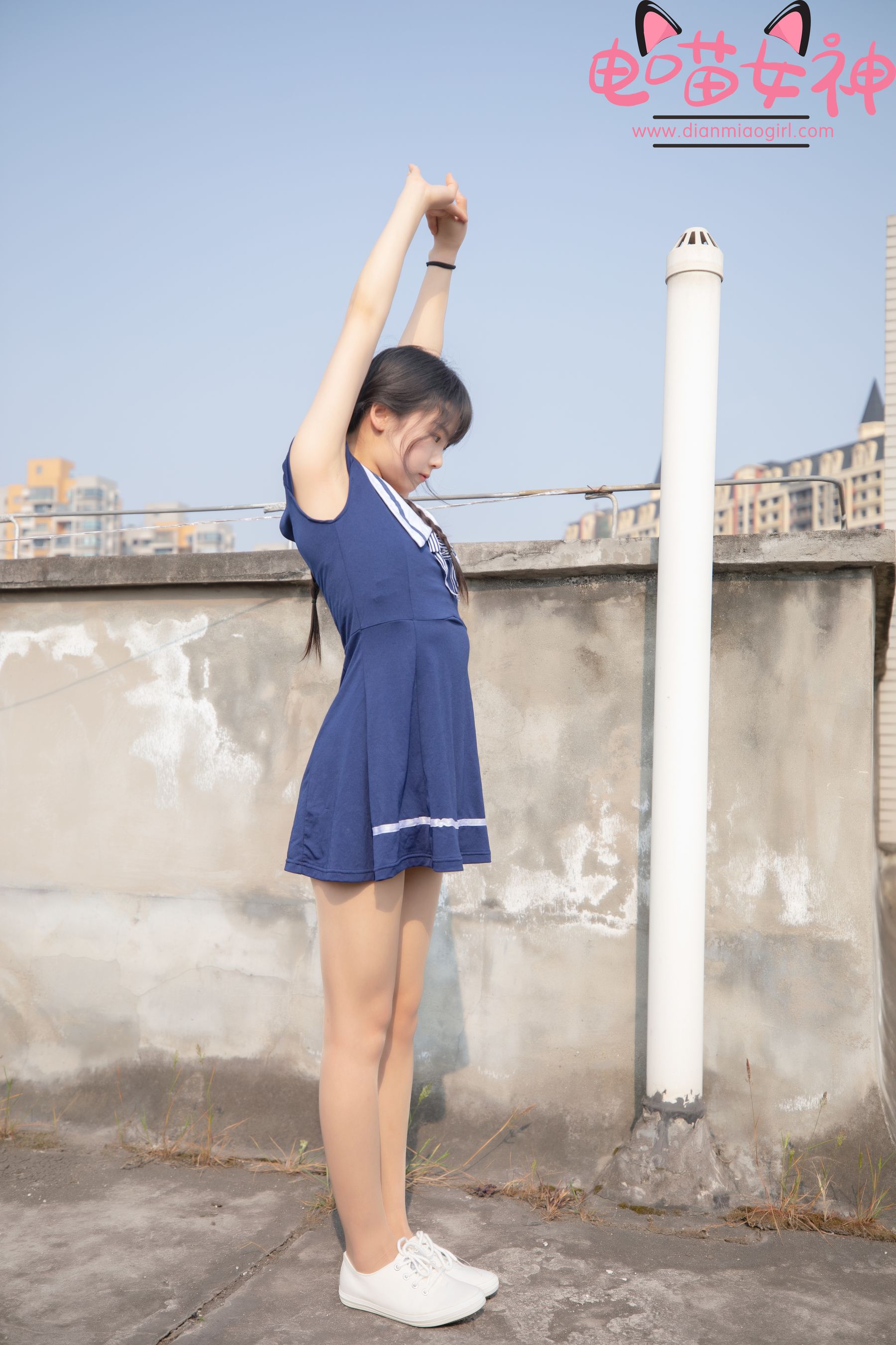 电喵女神 – 灵唯 制服 [33P]