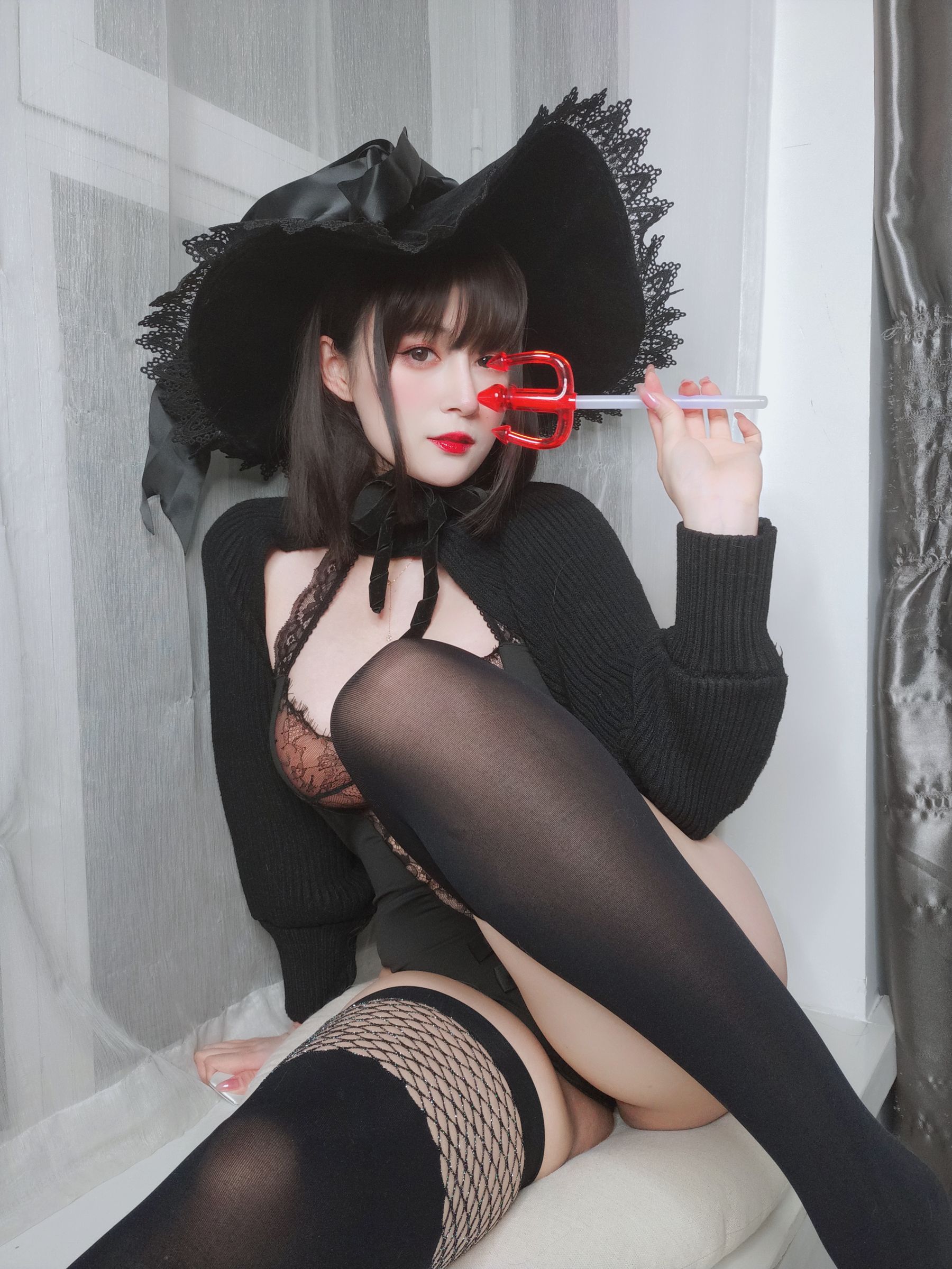 Coser小姐姐白银 – 柴郡魔女 [31P]