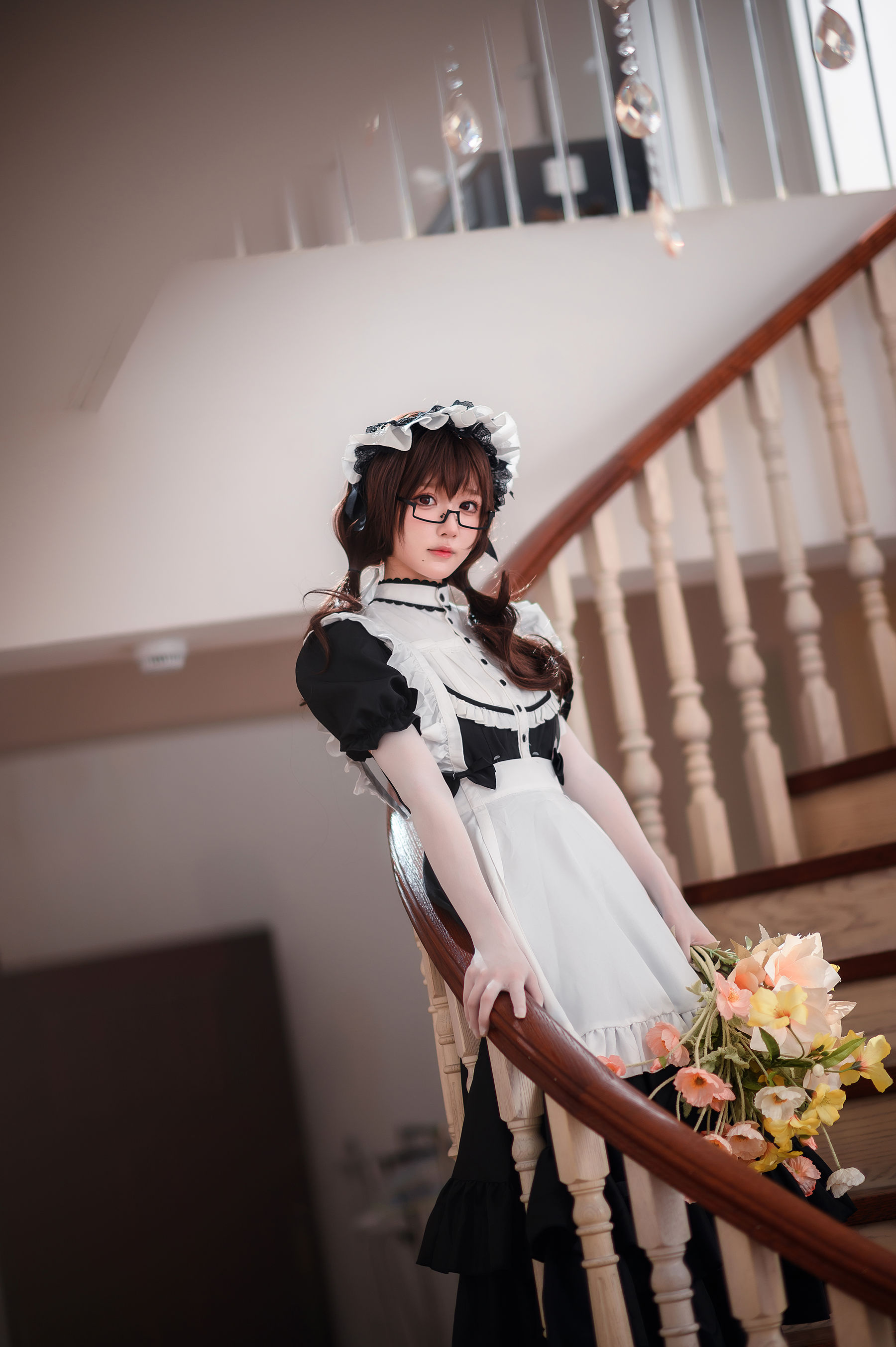 动漫博主阿包也是兔娘 – 传统长裙女仆 [47P]