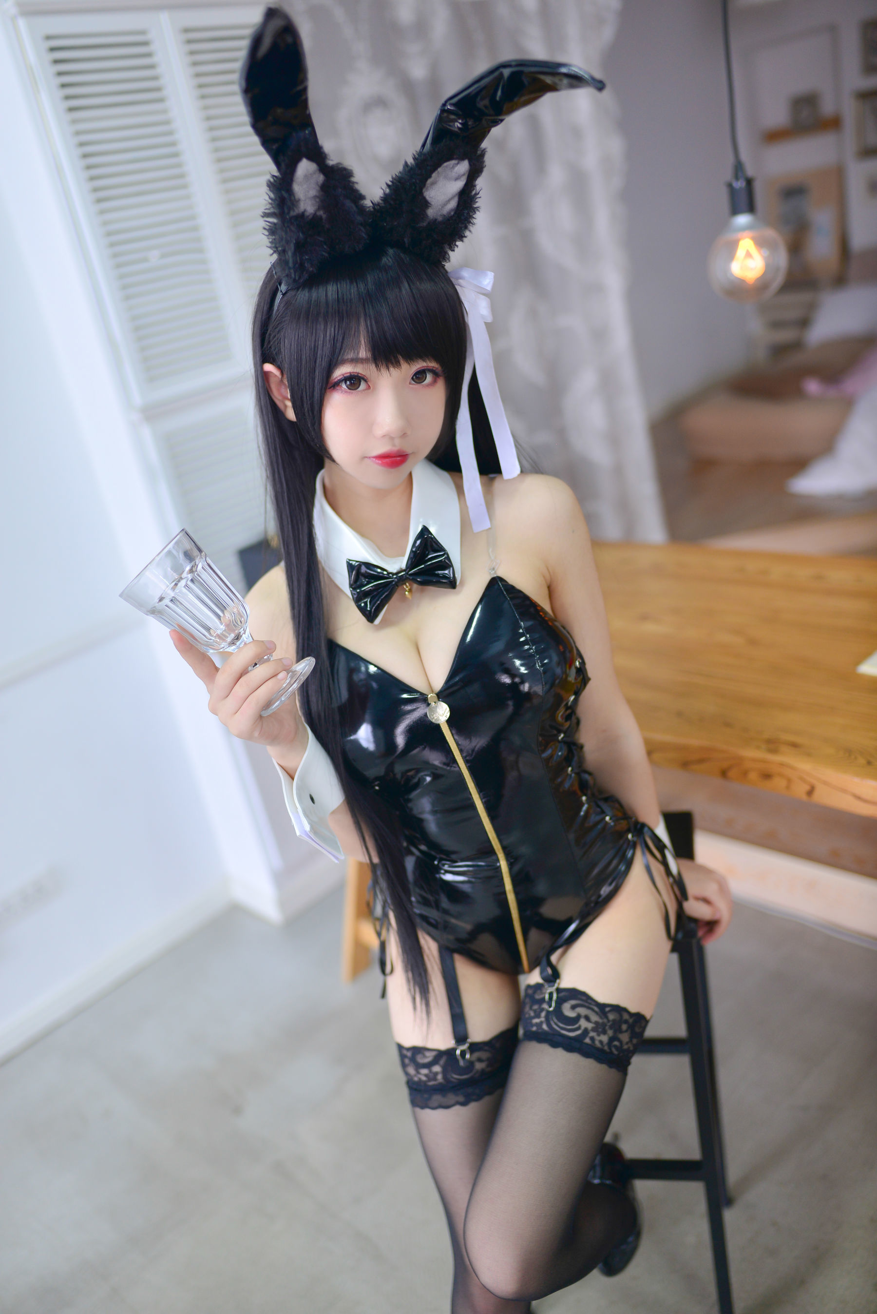 [萝莉COS] 雪琪 – 爱宕兔女郎 [33P]
