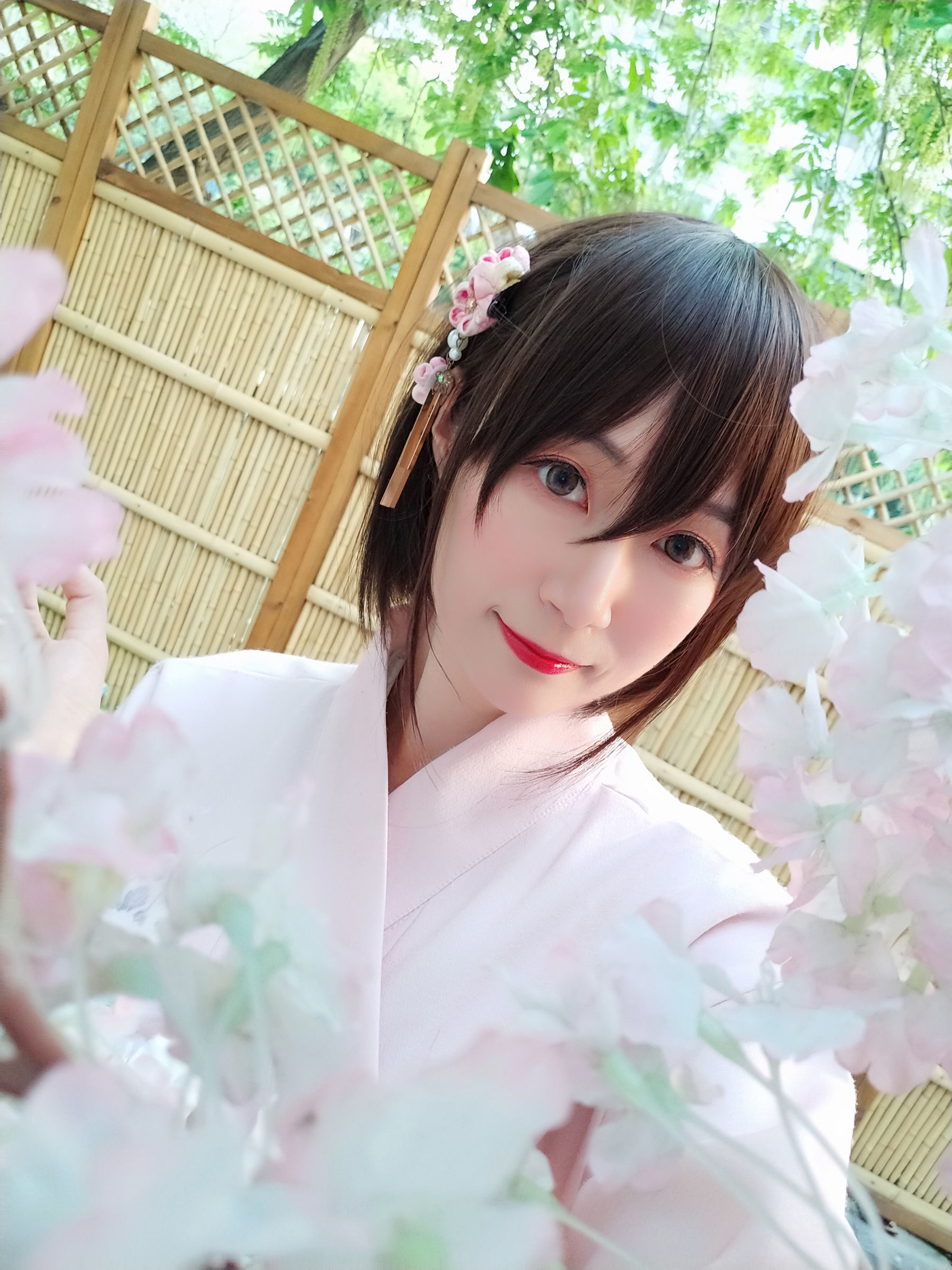 [萝莉COS] 白银 – 和服温泉 [40P]