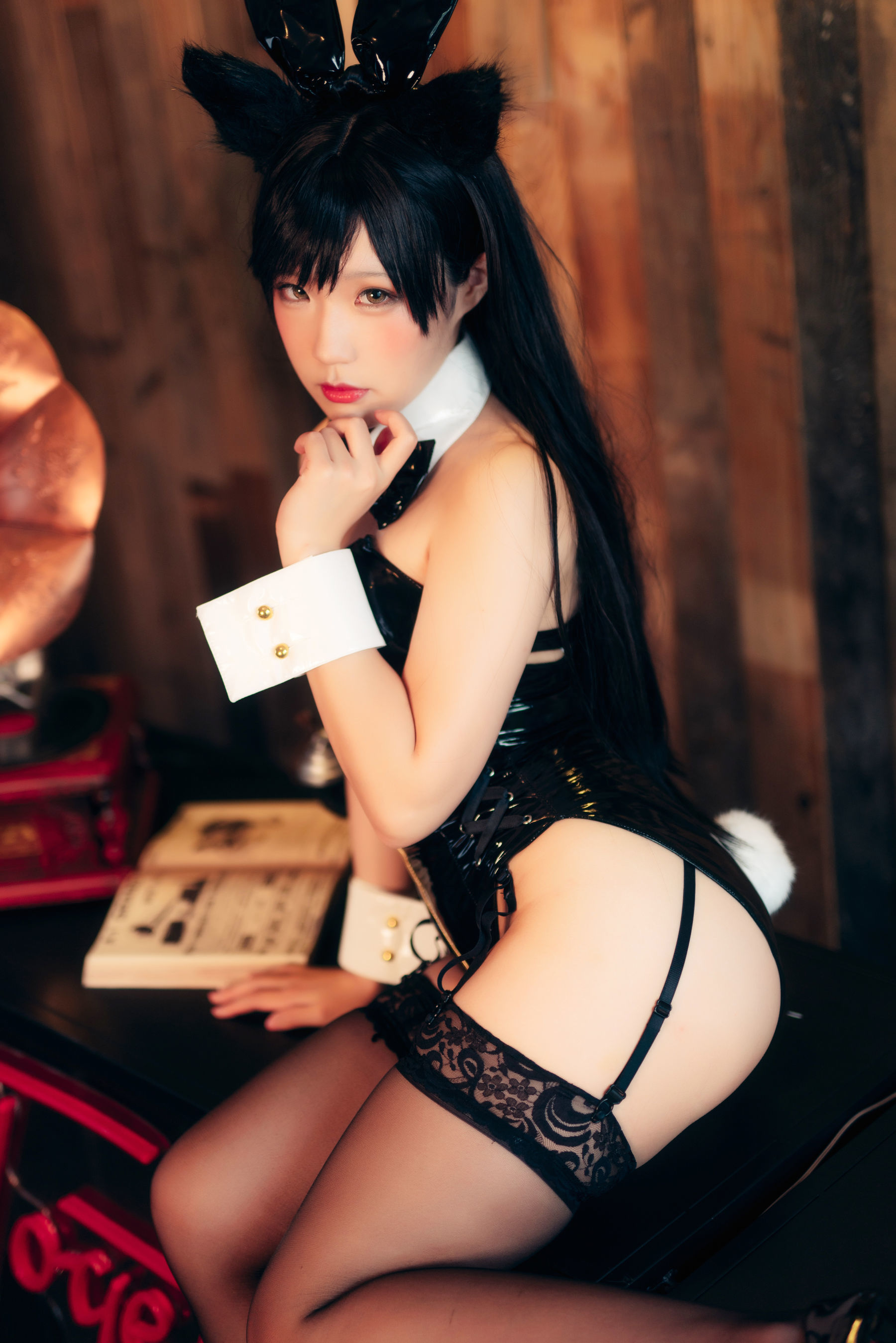 动漫博主Mime弥美 Azurlane Atago BUNNY ver [18P]