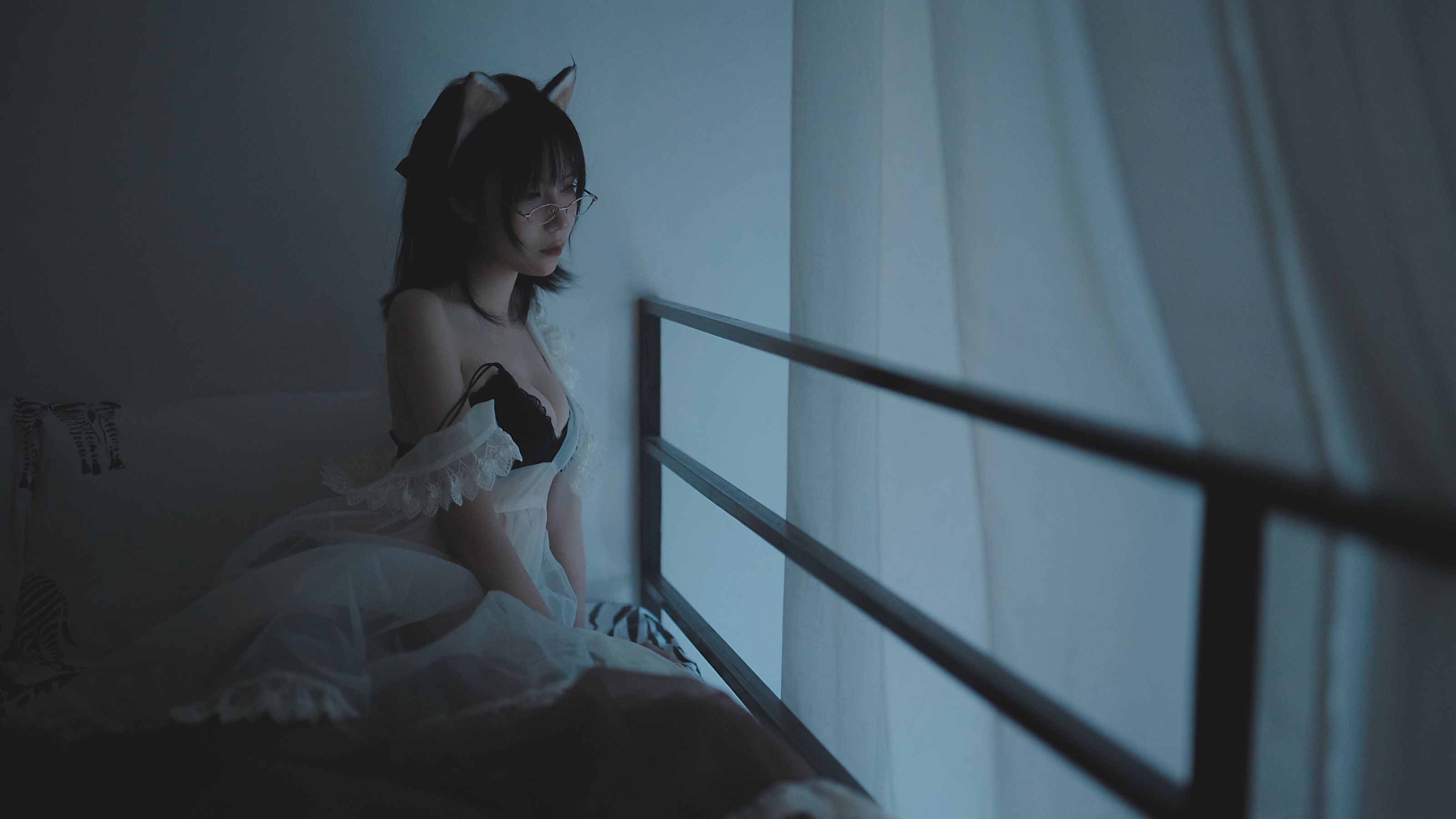 COSER美女逐月su 透明女仆 [46P]