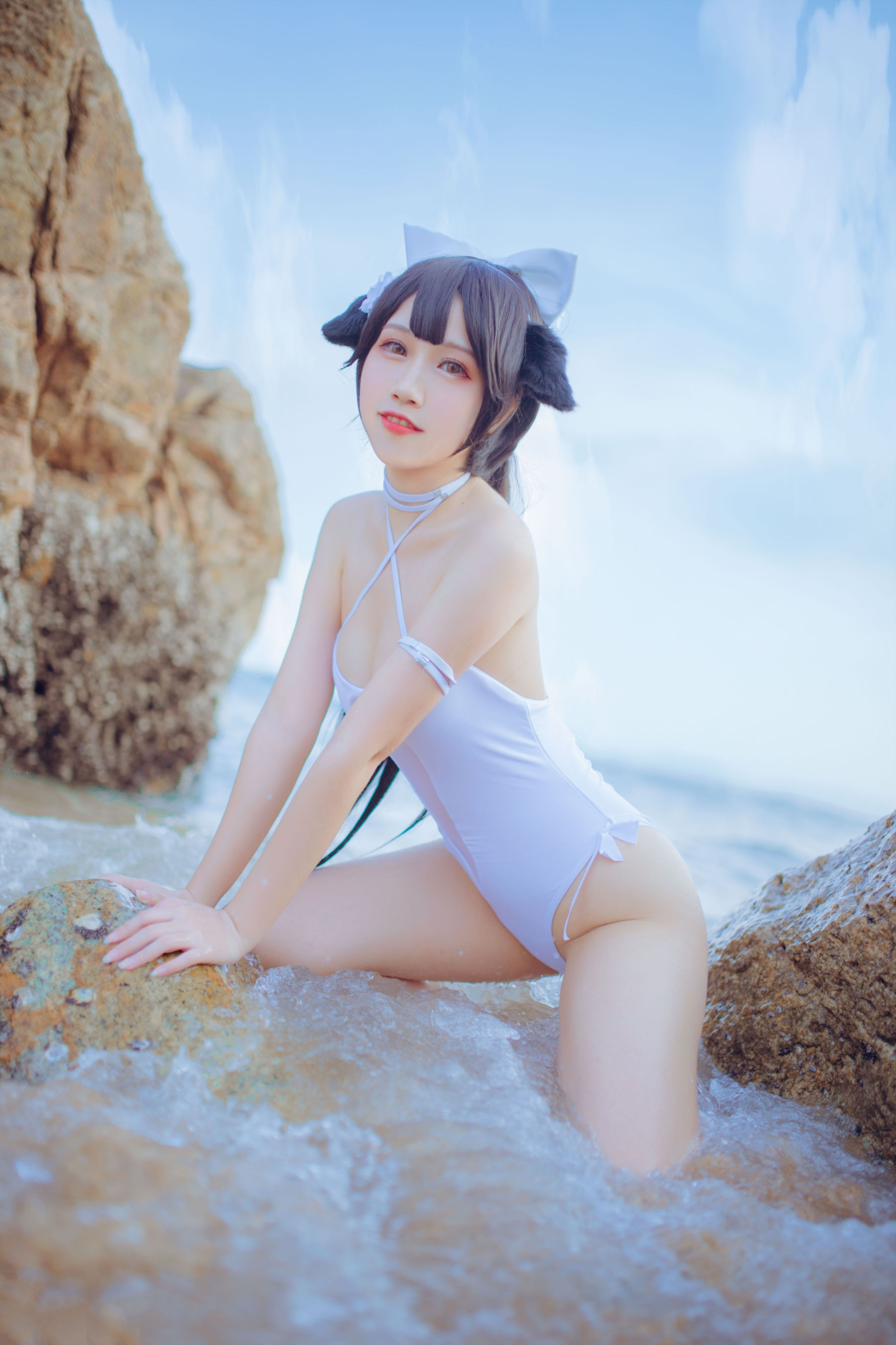 抖娘-利世×不呆猫 獒犬海边泳装 [41P]