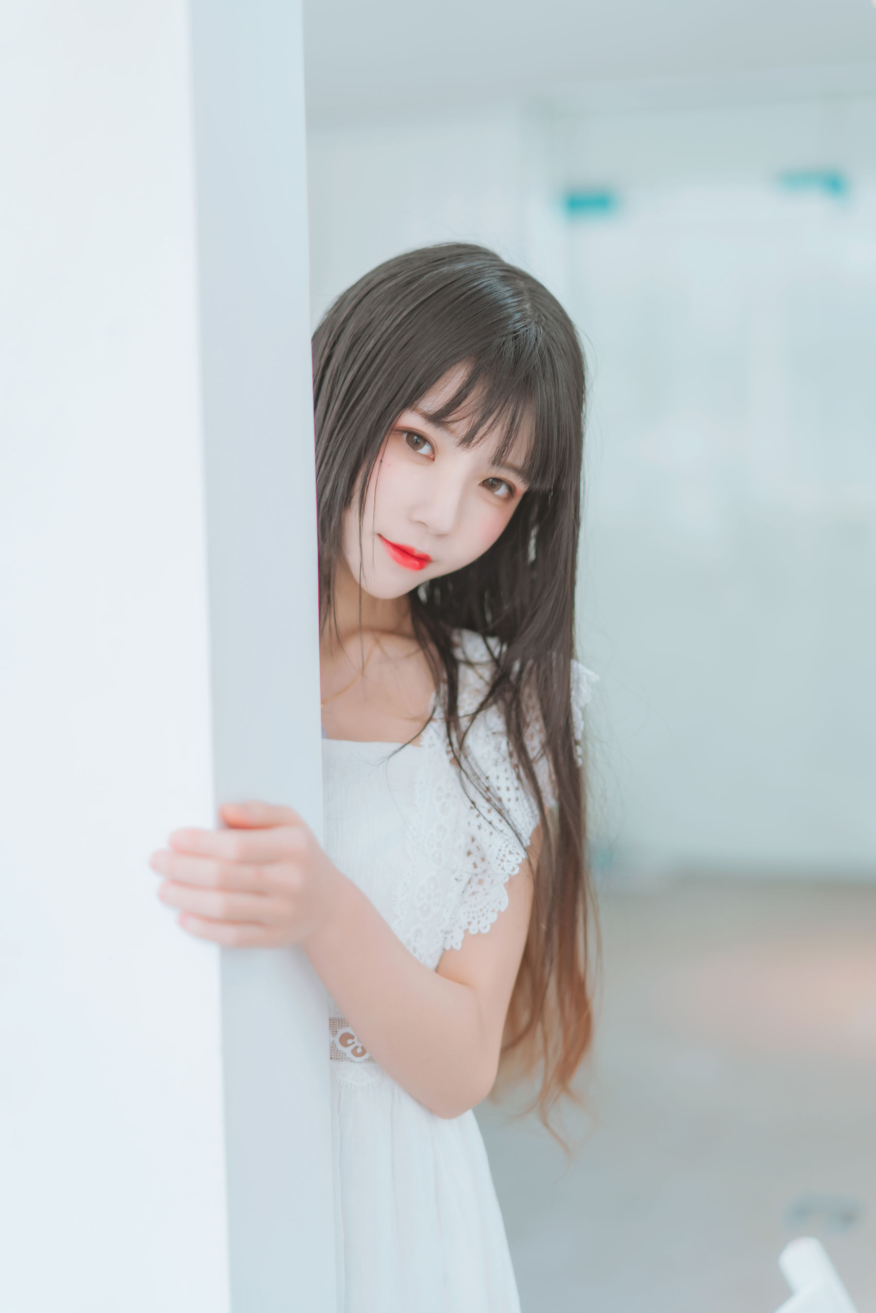 桜桃喵 – 清新之白花花 [11P]