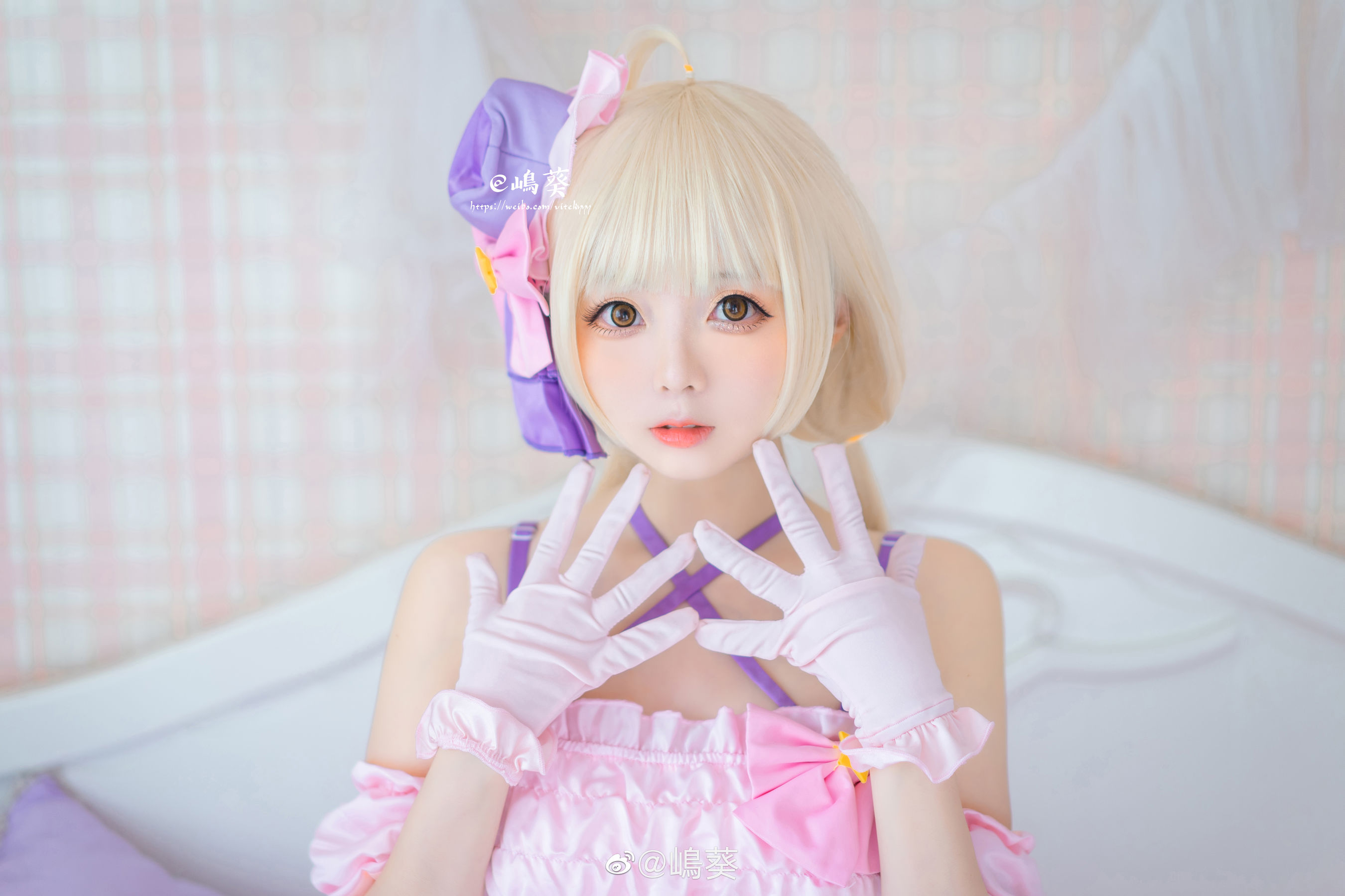 微博美女嶋葵 双叶杏打歌服 [8P]